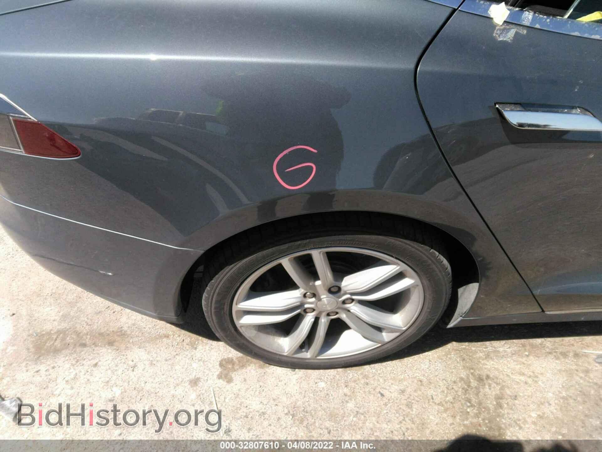 2014 TESLA MODEL S - VIN: 5YJSA1H11EFP40450 - Photo 16