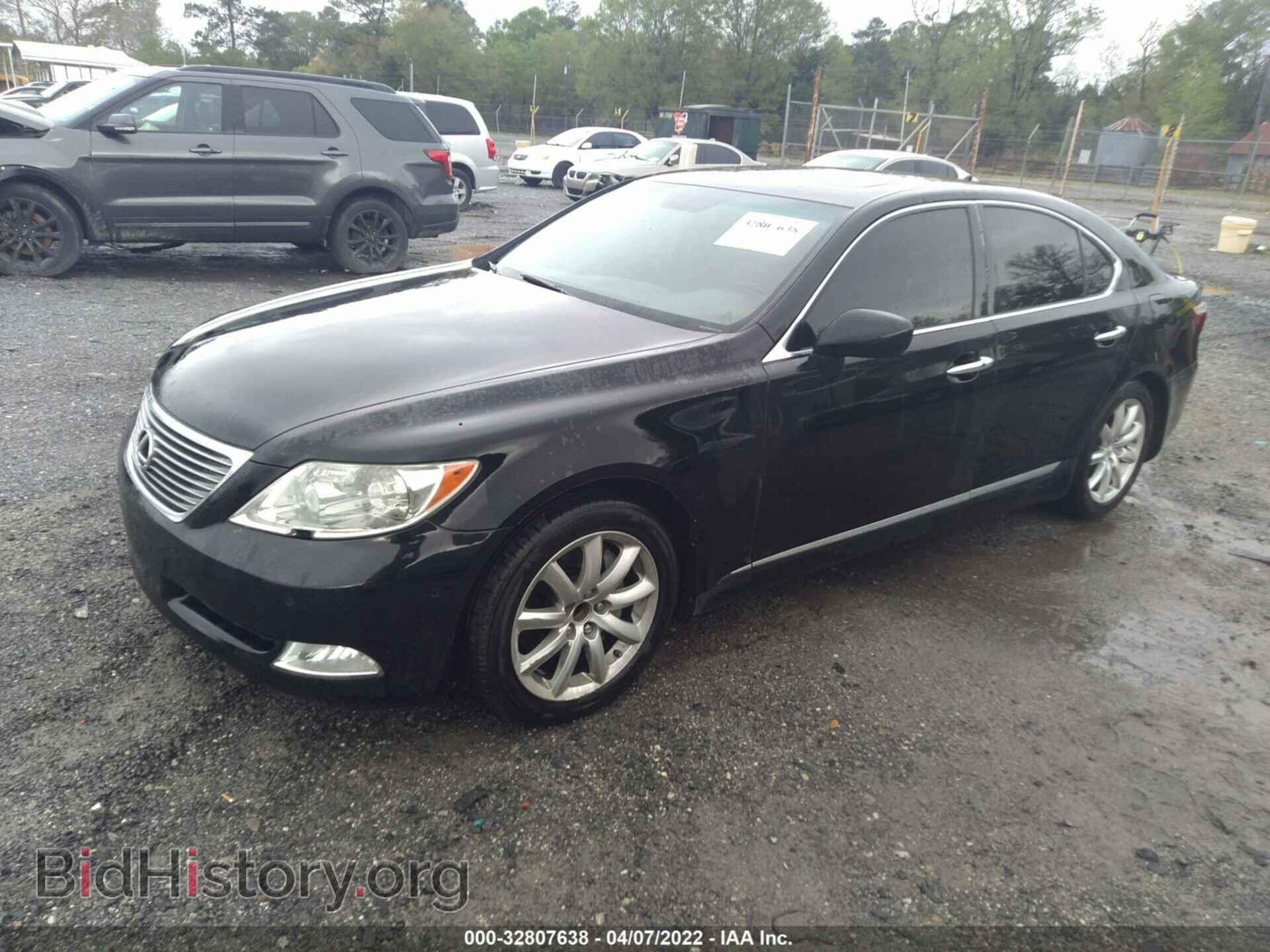 2007 LEXUS LS 460 - VIN: JTHBL46F075045129 - Photo 2