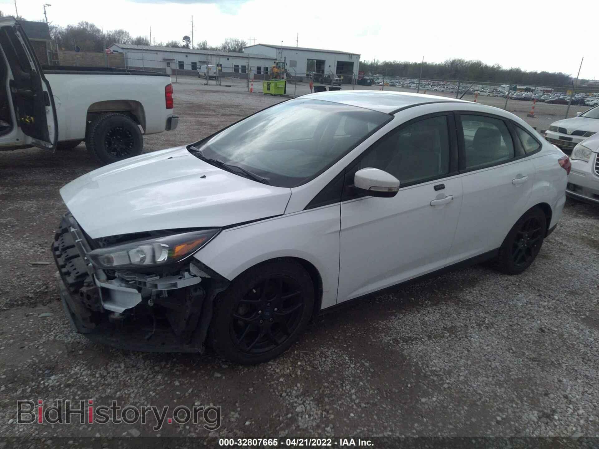 2016 FORD FOCUS - VIN: 1FADP3FE8GL361377 - Фото 2