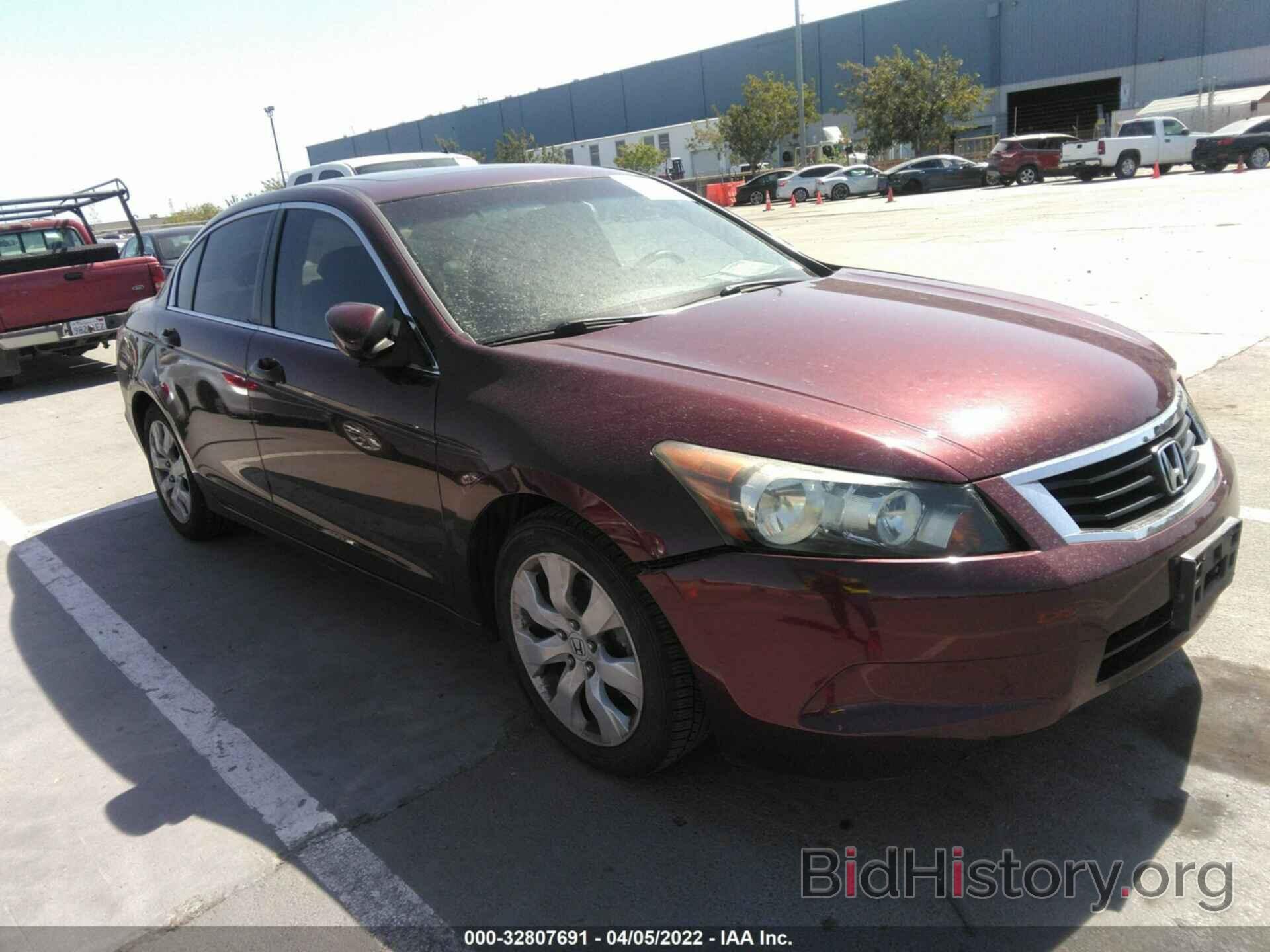 Photo 1HGCP2F77AA063439 - HONDA ACCORD SDN 2010