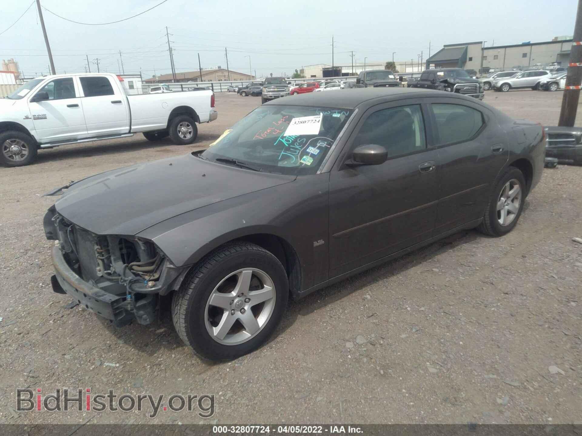 2010 DODGE CHARGER - VIN: 2B3CA3CV1AH252681 - Фото 2