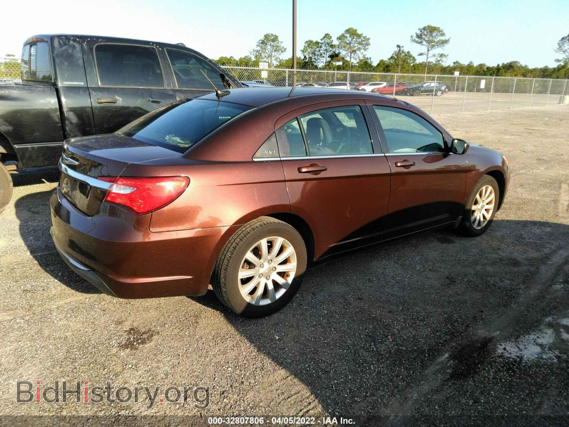 2013 CHRYSLER 200 - VIN: 1C3CCBBG9DN678267 - Фото 4