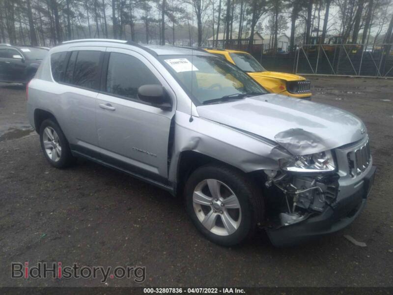 2012 Jeep COMPASS Sport (VIN 1C4NJCBB3CD626741) — фото 1 из 11, IAAI, повреждение: правая передняя часть