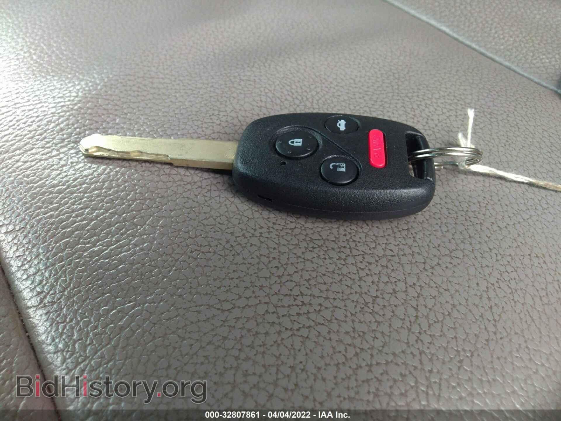 2011 HONDA PILOT - VIN: 5FNYF4H92BB094415 - Фото 11