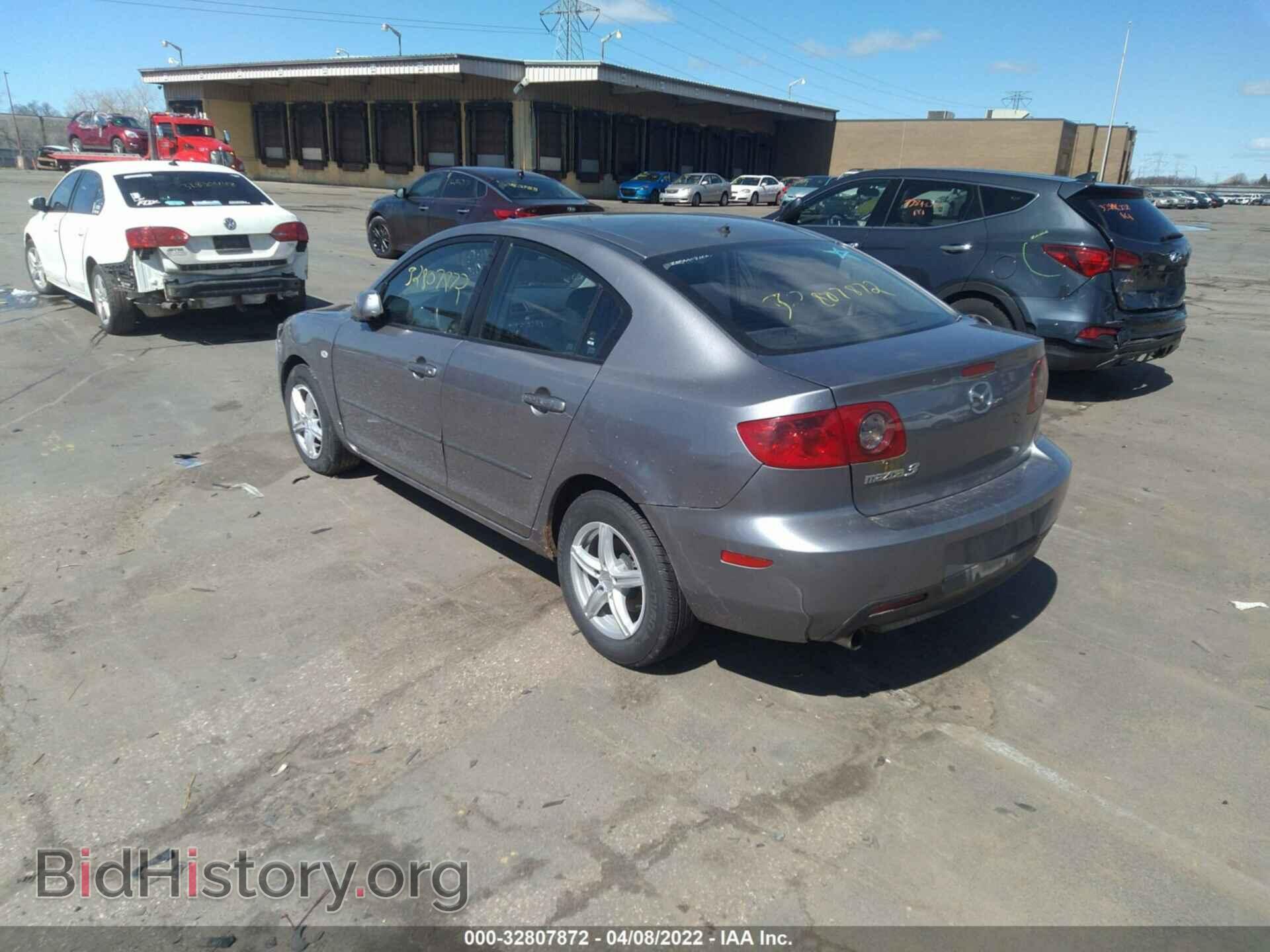 2006 MAZDA MAZDA3 - VIN: JM1BK32F661498892 - Фото 3