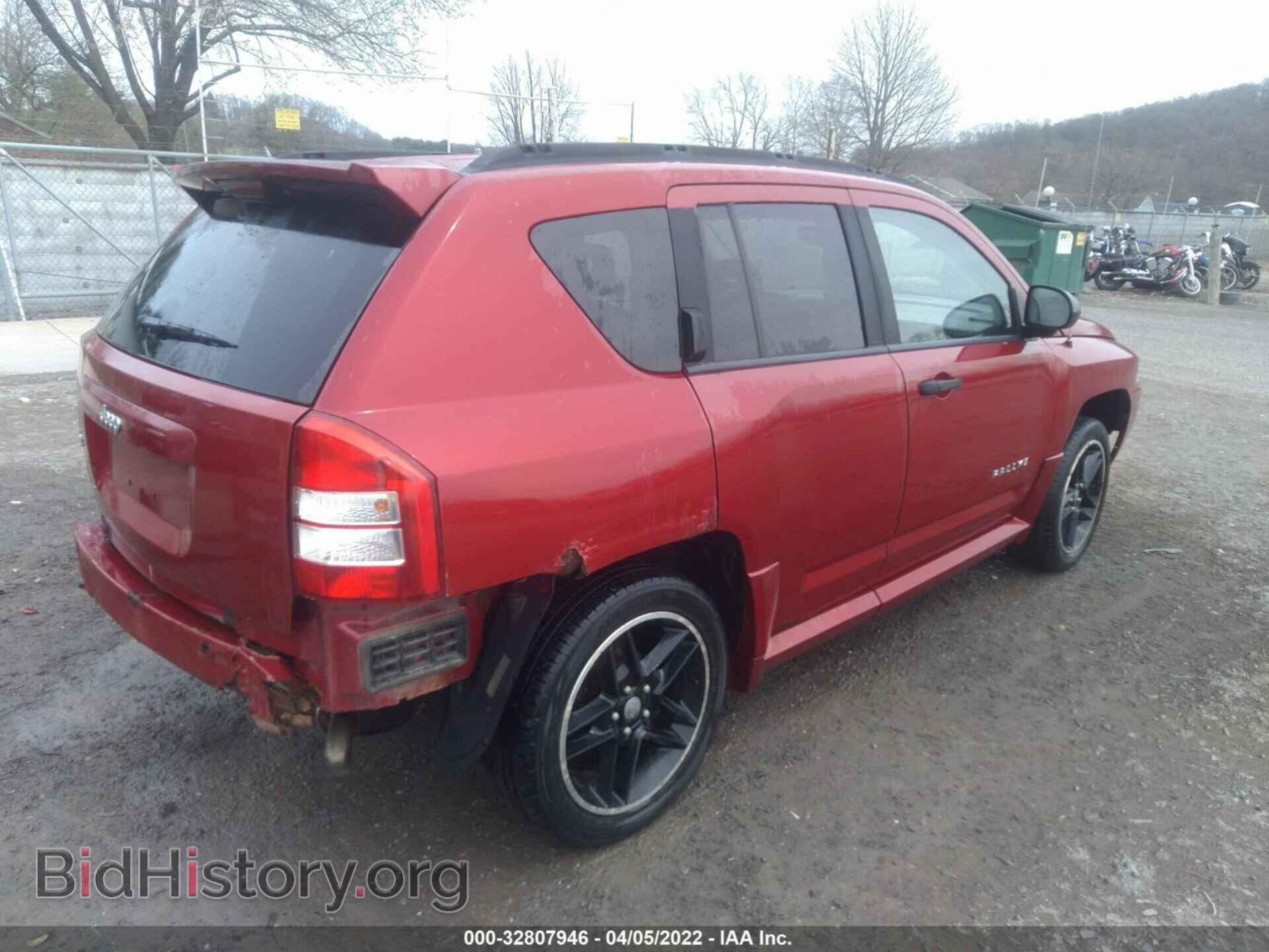 2007 JEEP COMPASS - VIN: 1J8FF47W17D430898 - Фото 4