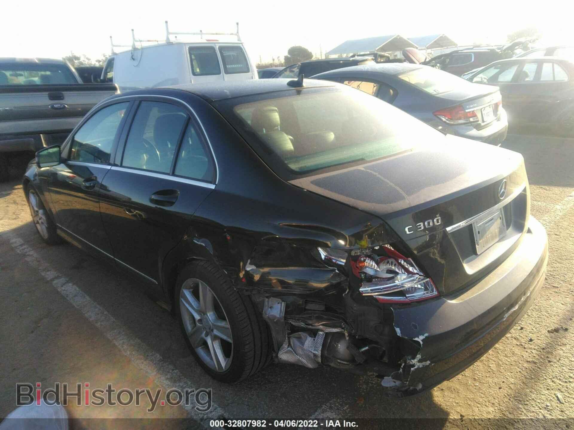 2011 MERCEDES-BENZ C-CLASS - VIN: WDDGF5EB7BA508733 - Фото 3