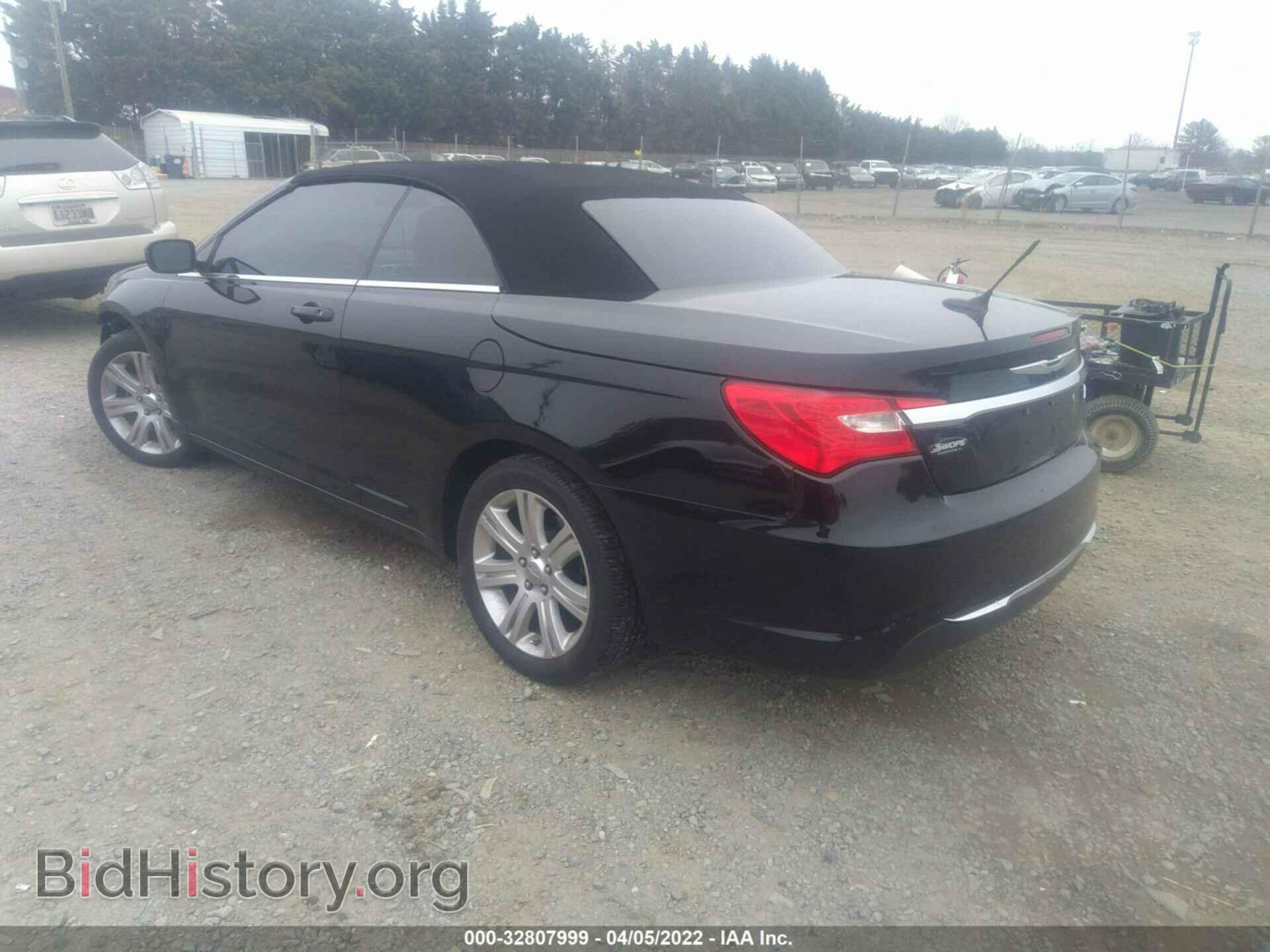 2011 CHRYSLER 200 - VIN: 1C3BC2EB8BN624032 - Photo 3