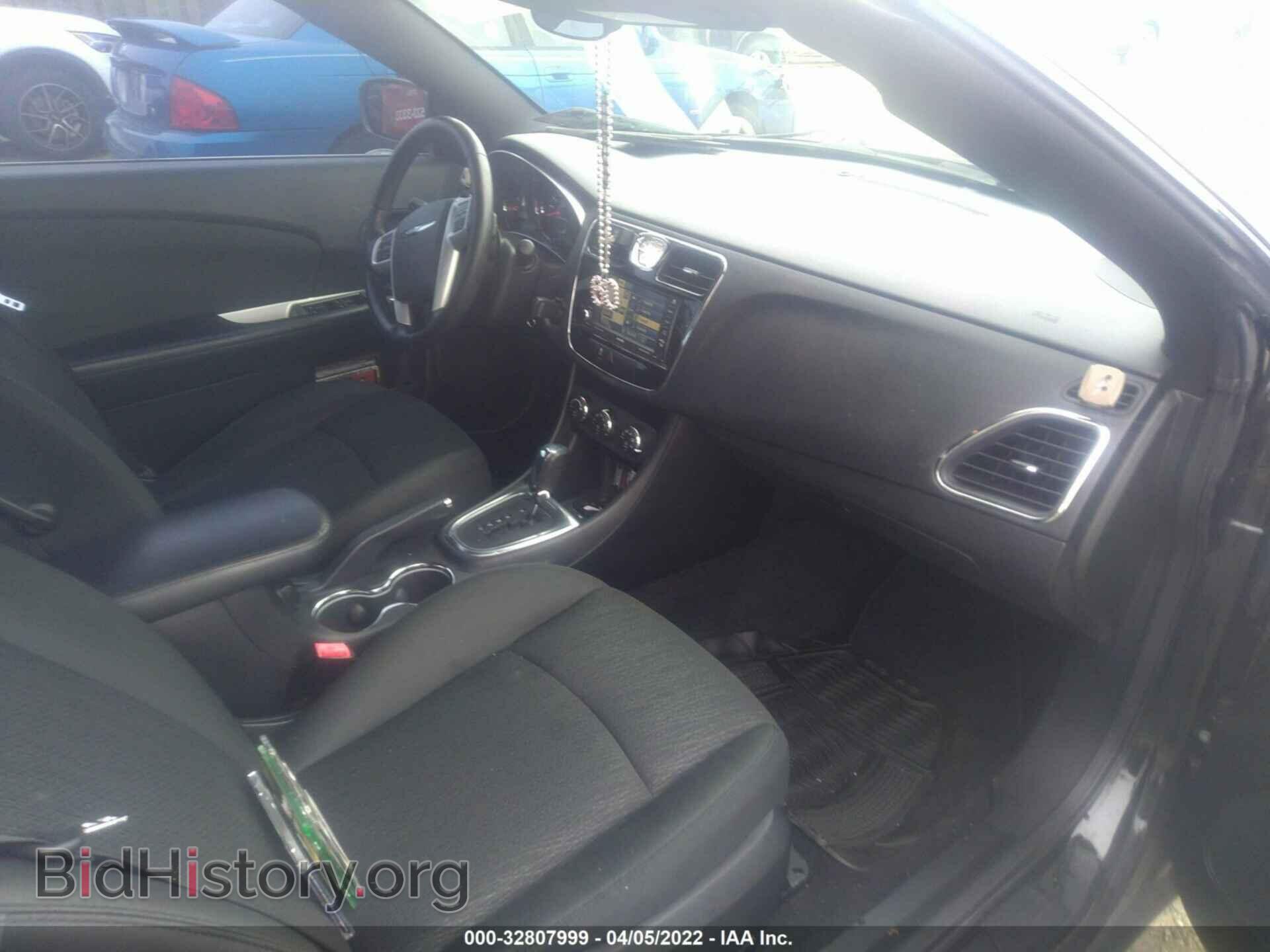 2011 CHRYSLER 200 - VIN: 1C3BC2EB8BN624032 - Photo 5