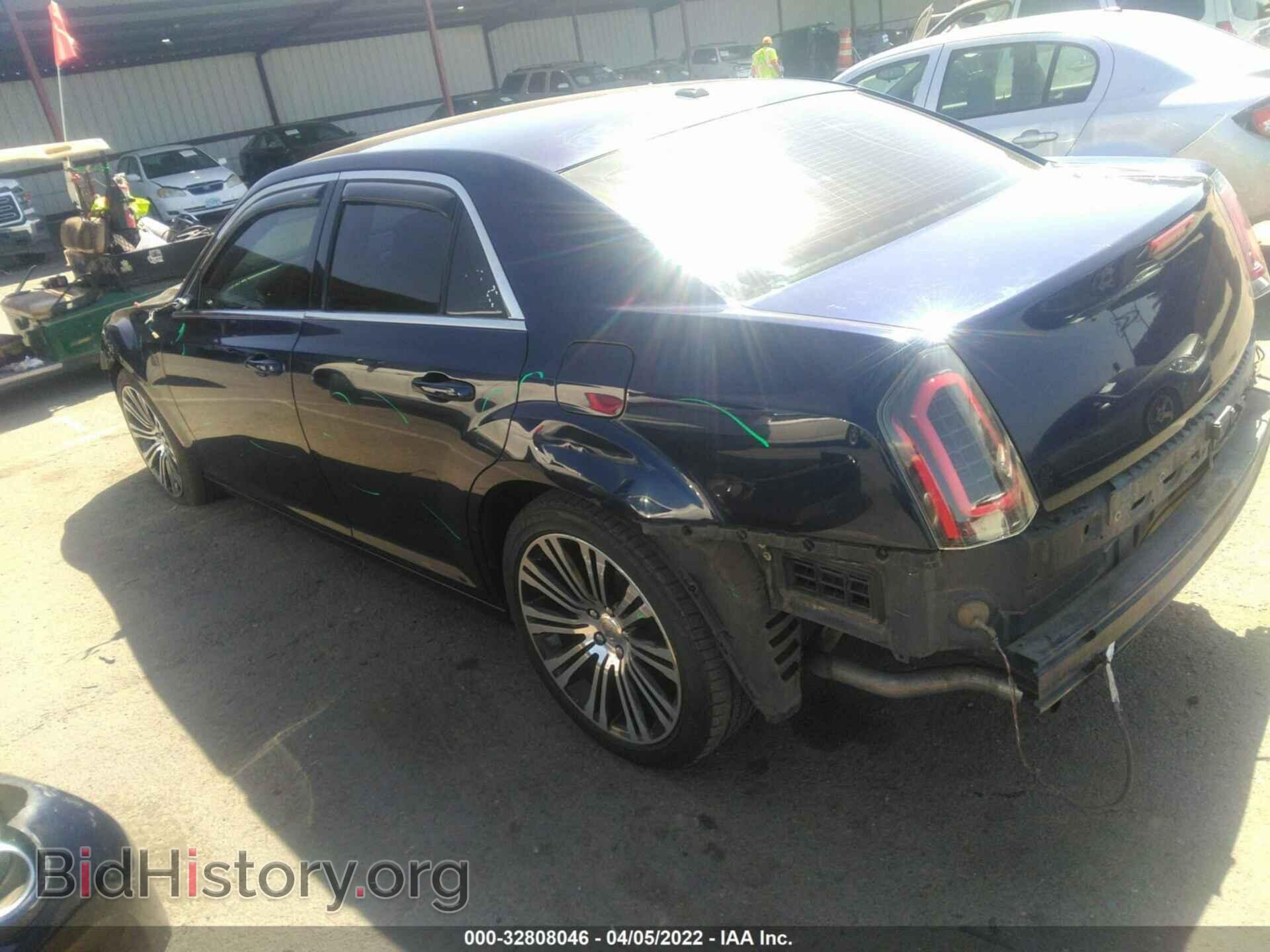 2013 CHRYSLER 300 - VIN: 2C3CCABT7DH686738 - Фото 3