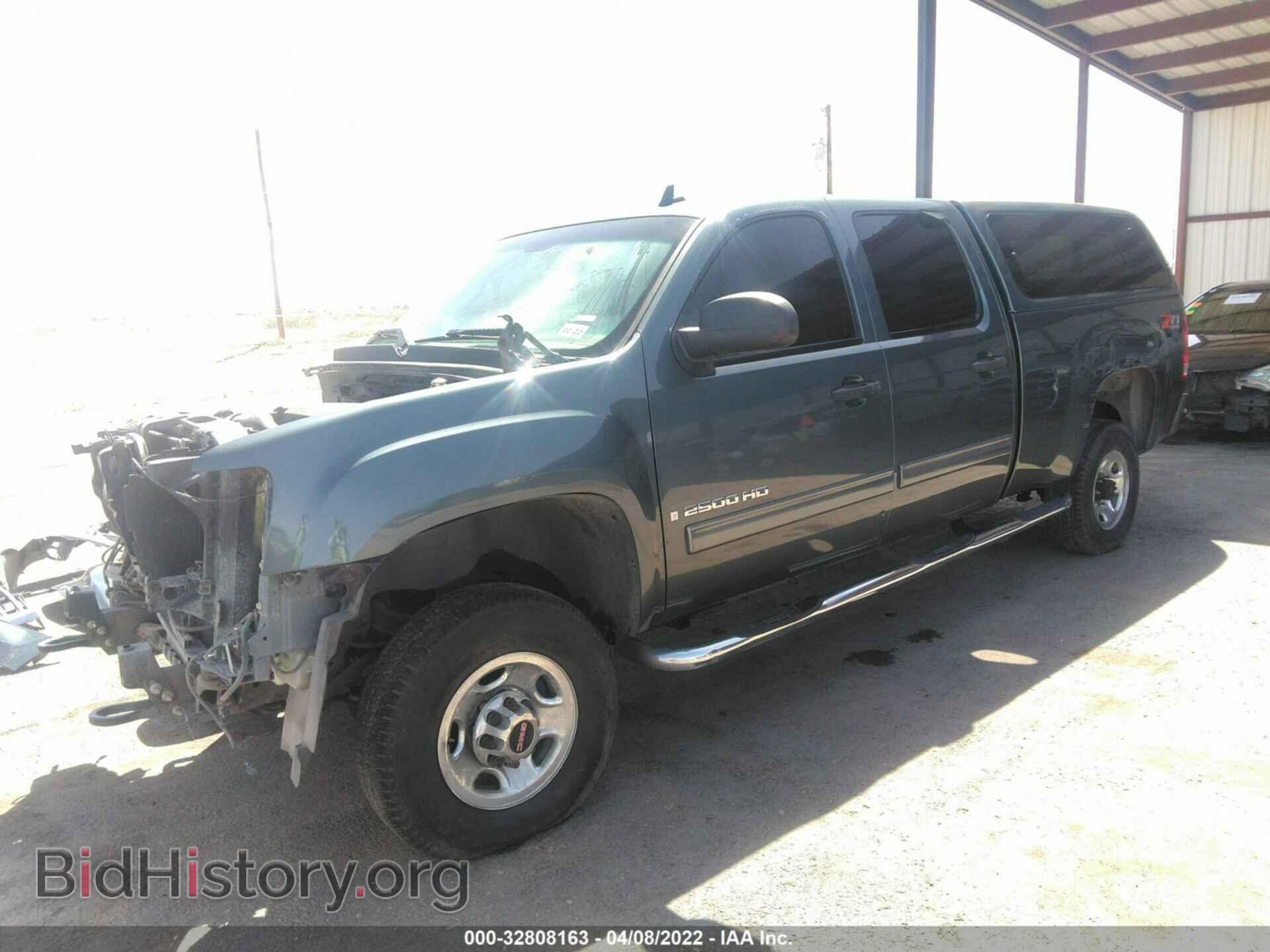 2007 GMC SIERRA 2500HD - VIN: 1GTHK23K07F555768 - Фото 2