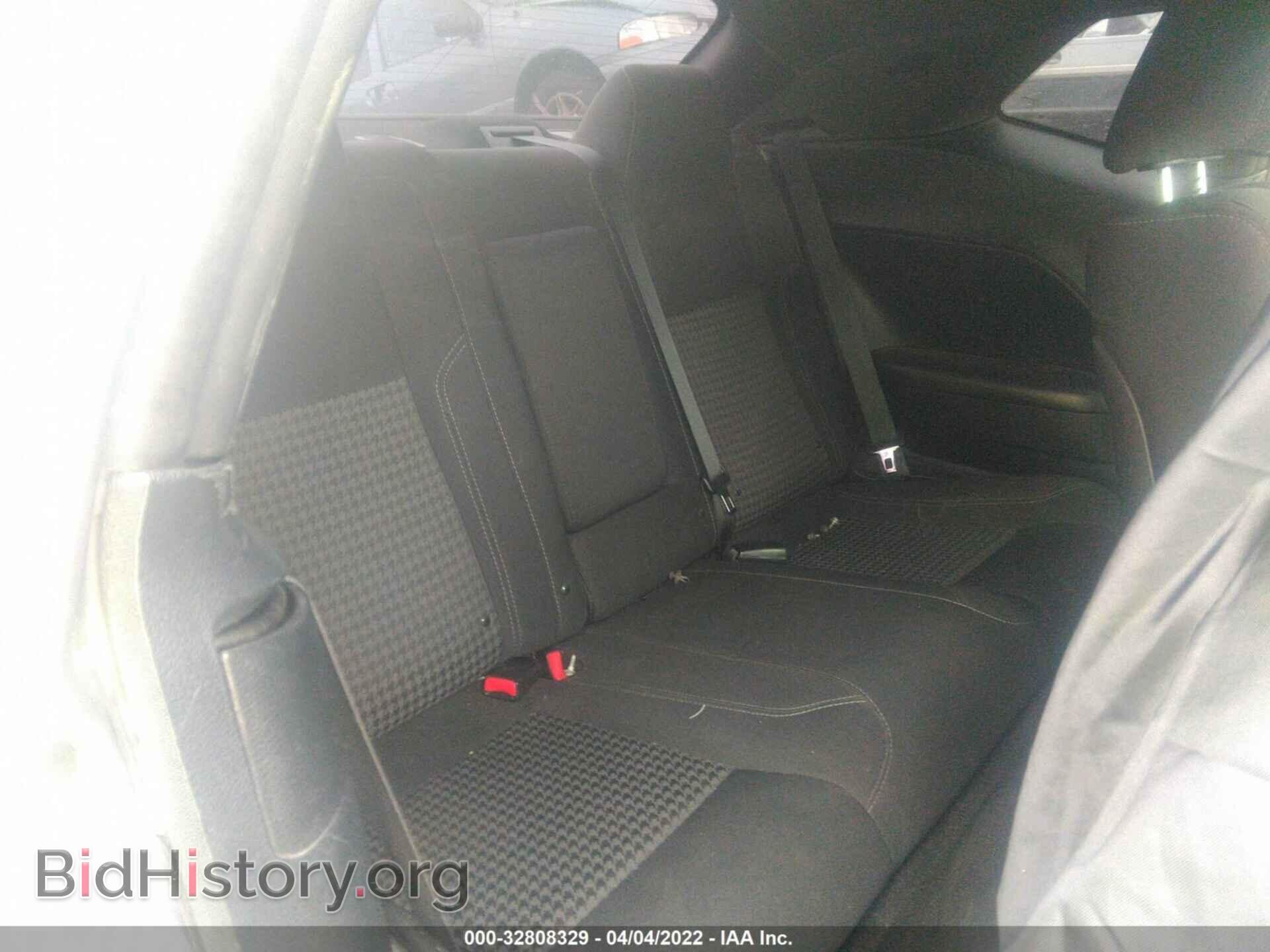 2018 DODGE CHALLENGER - VIN: 2C3CDZAG2JH242405 - Фото 8