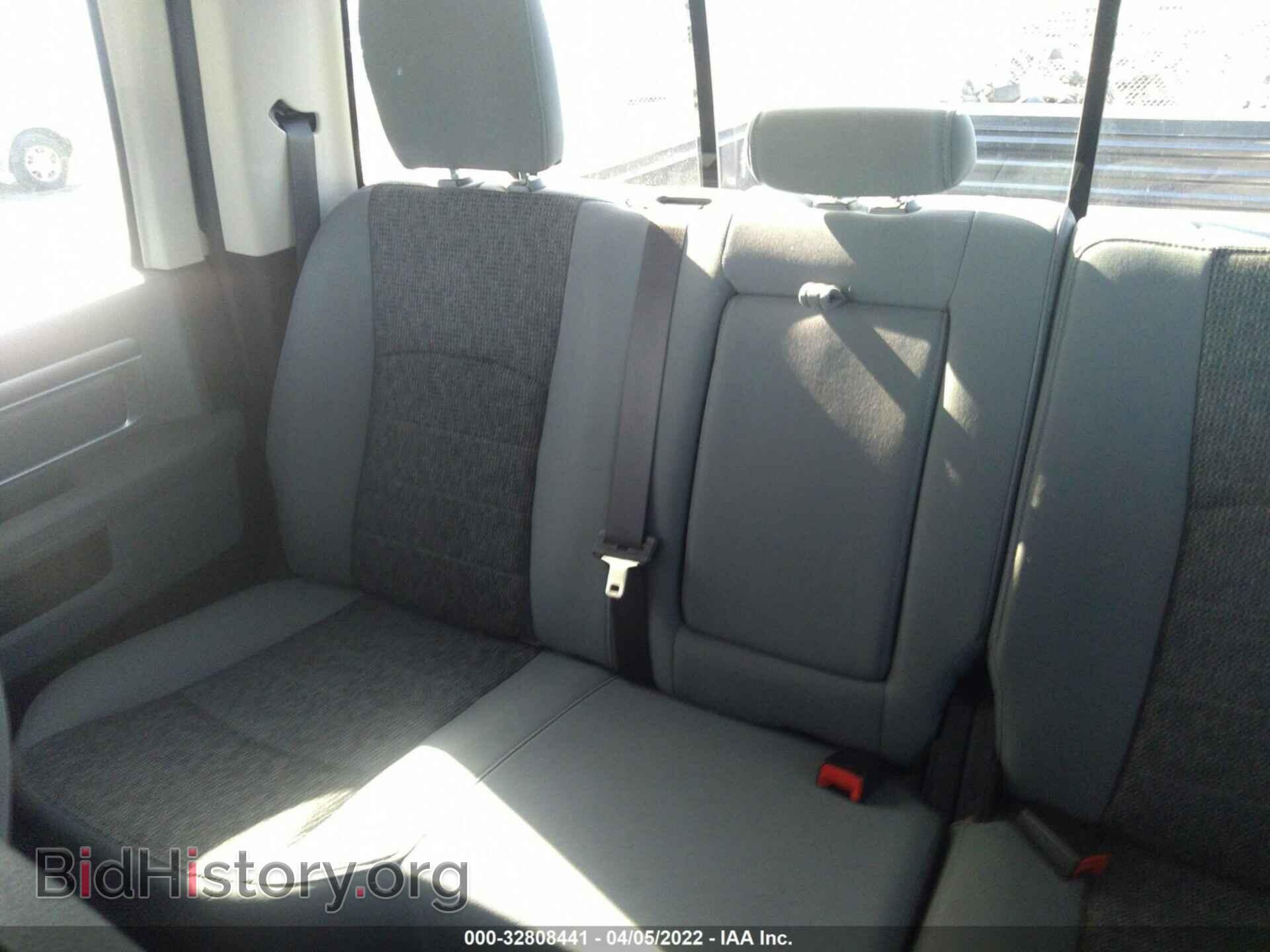 2019 RAM 1500 CLASSIC - VIN: 1C6RR7LT5KS558484 - Фото 8