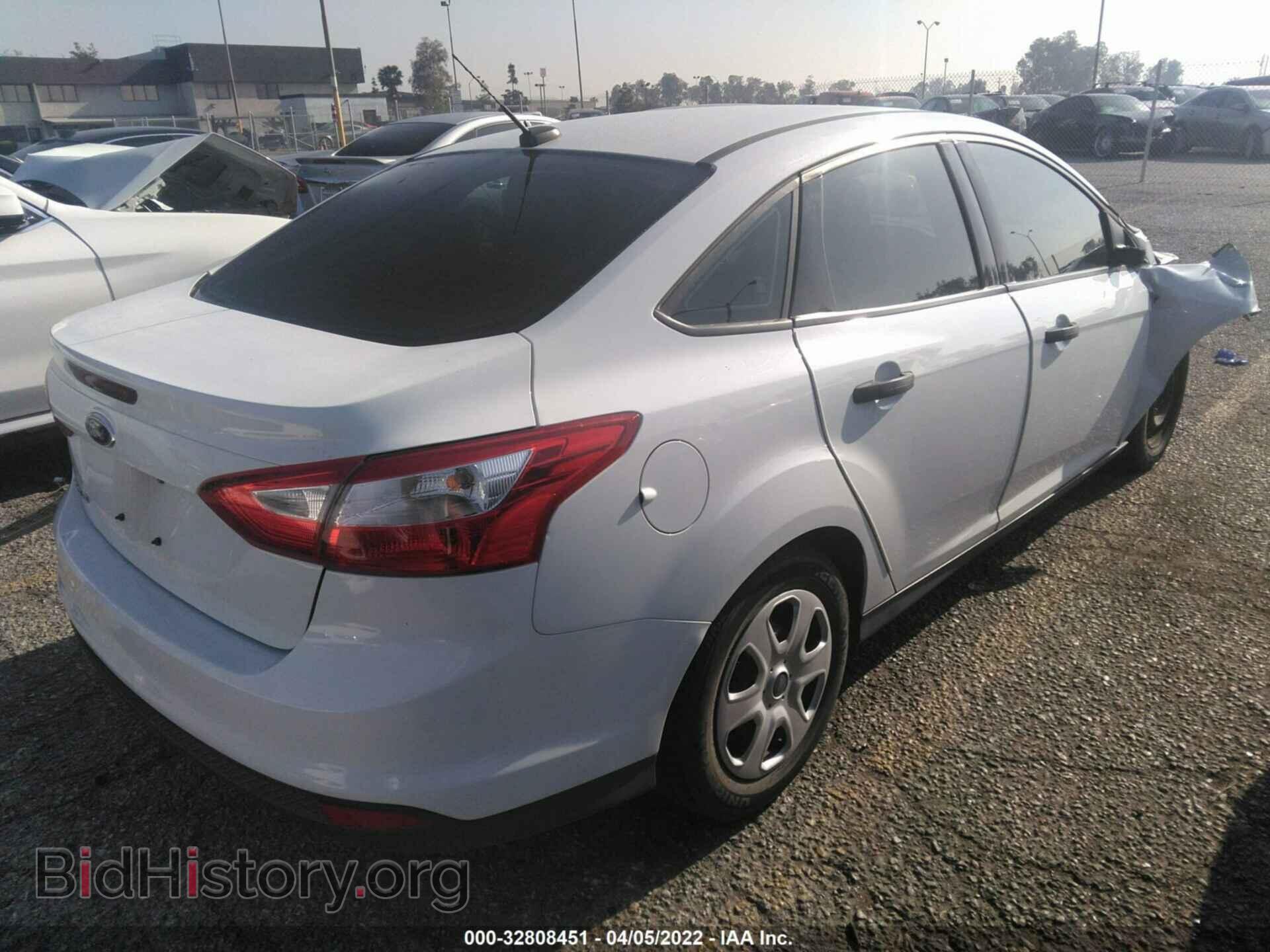 2014 FORD FOCUS - VIN: 1FADP3E23EL300135 - Photo 4