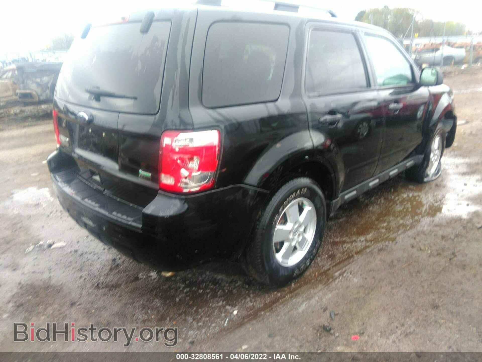2010 FORD ESCAPE - VIN: 1FMCU0DG3AKD25901 - Фото 4