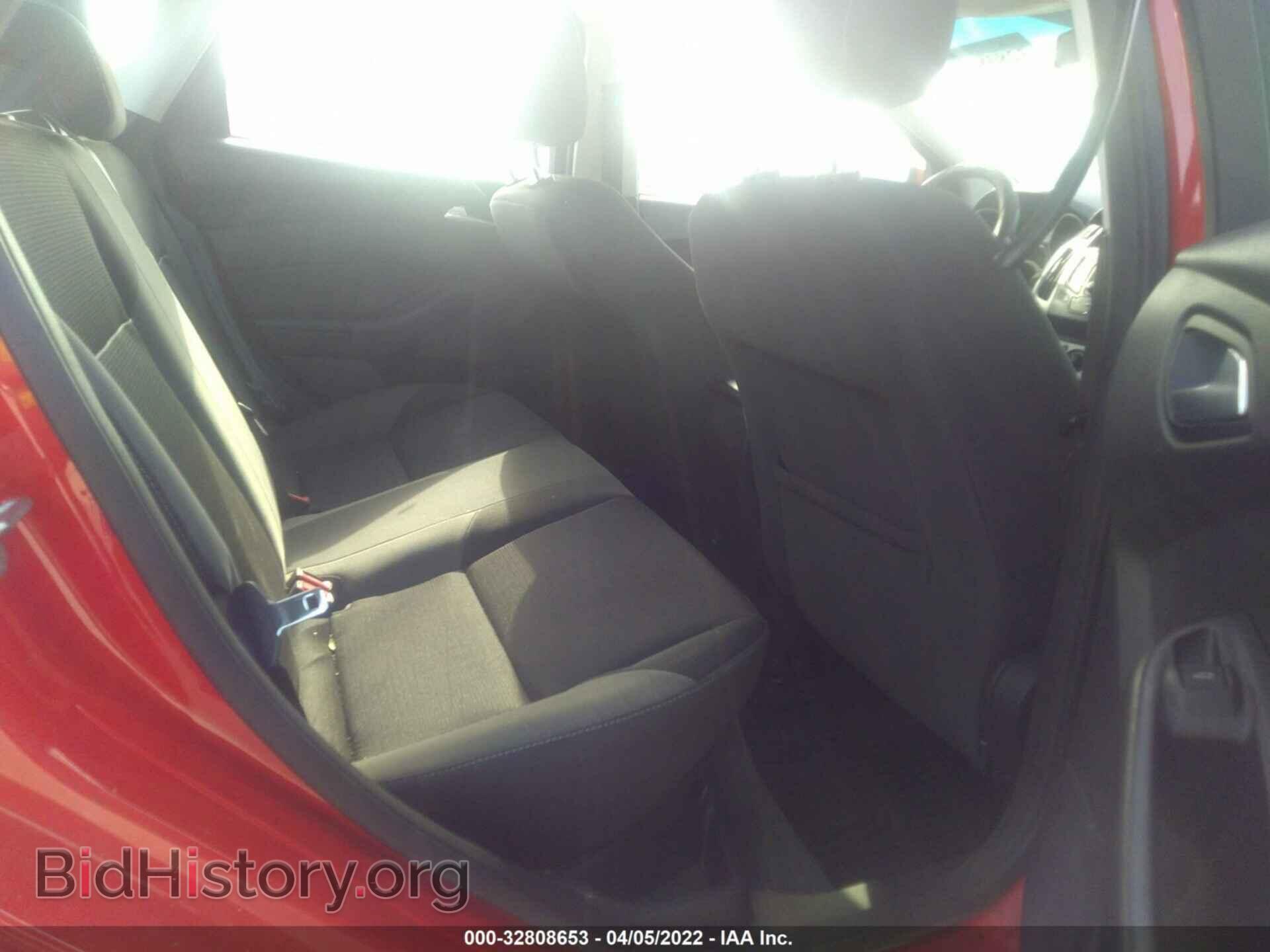 2012 FORD FOCUS - VIN: 1FAHP3F28CL151069 - Фото 8