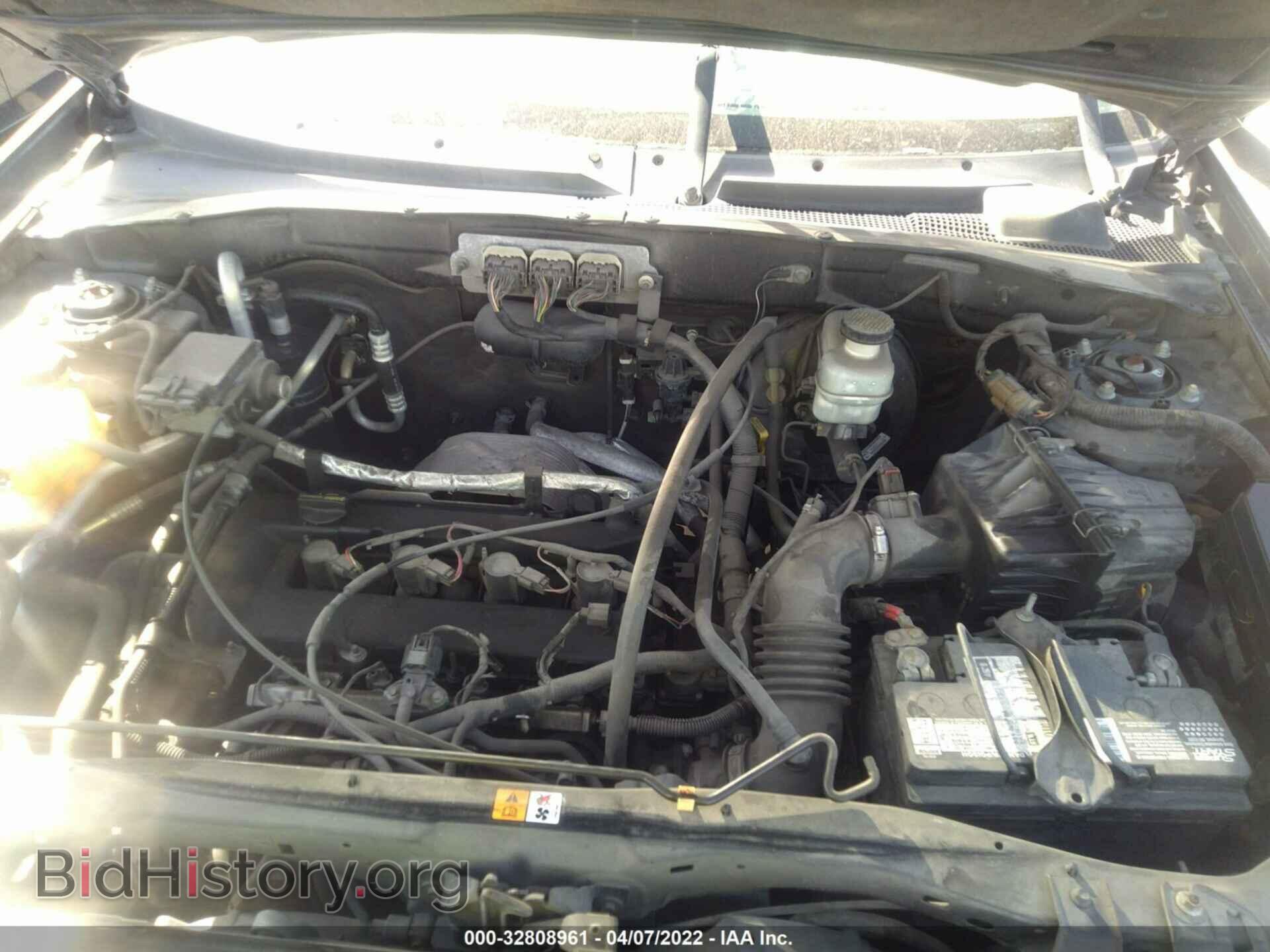 2006 FORD ESCAPE - VIN: 1FMYU02Z76KC95366 - Фото 10