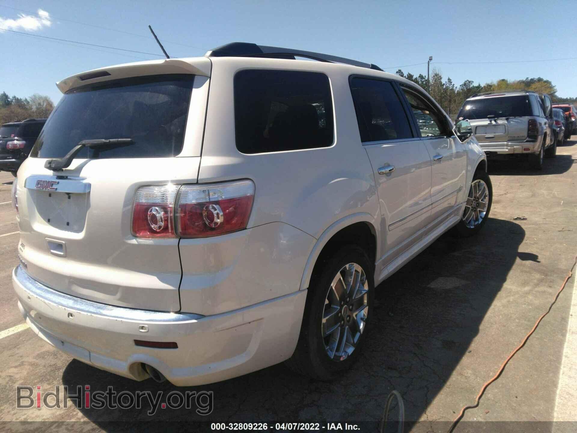 2011 GMC ACADIA - VIN: 1GKKRTED7BJ377924 - Фото 4