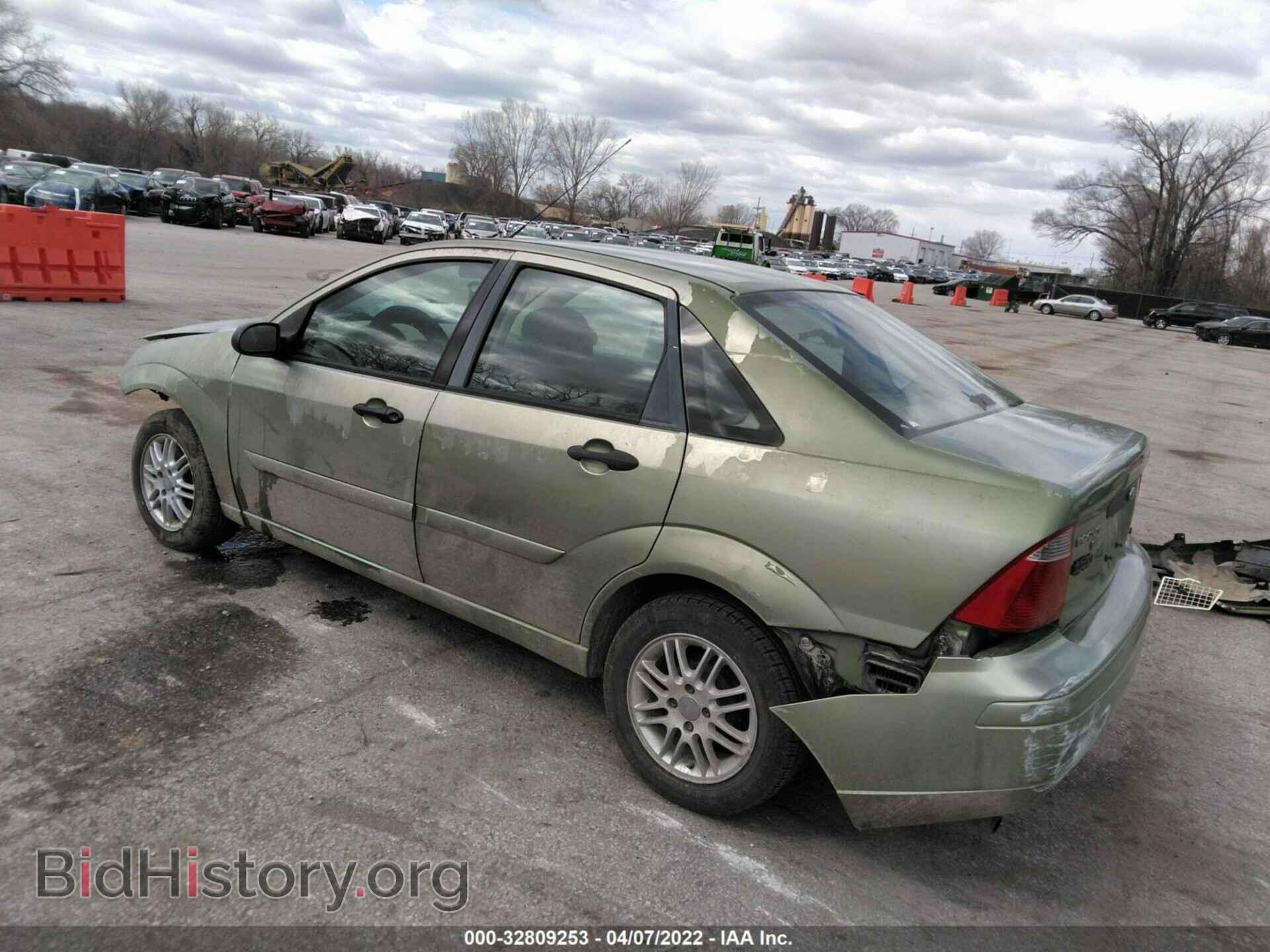2007 FORD FOCUS - VIN: 1FAFP34N37W225751 - Фото 3