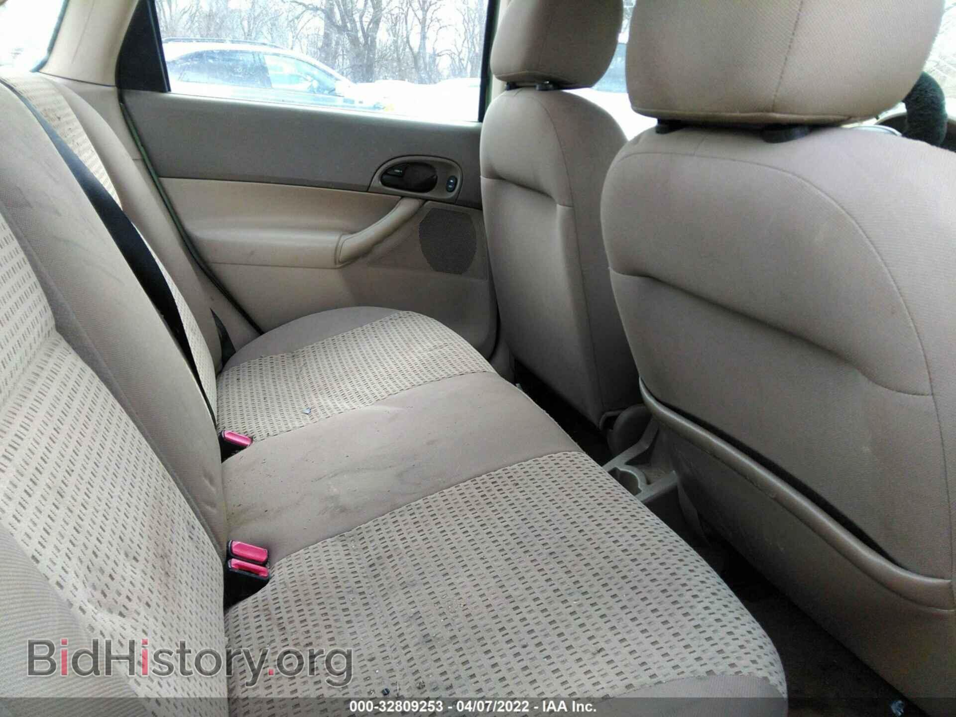 2007 FORD FOCUS - VIN: 1FAFP34N37W225751 - Фото 8