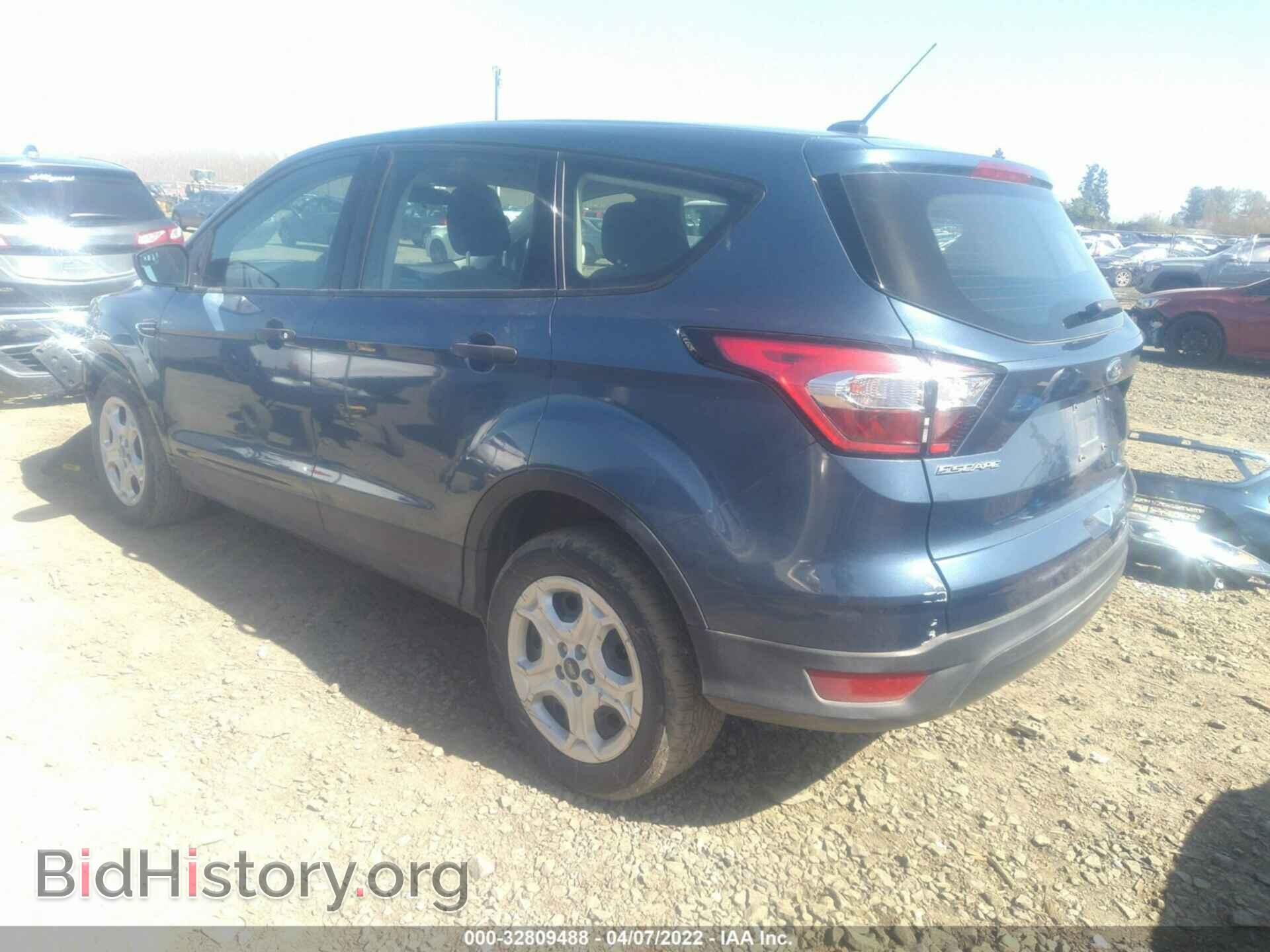 2018 FORD ESCAPE - VIN: 1FMCU0F7XJUC80456 - Фото 3