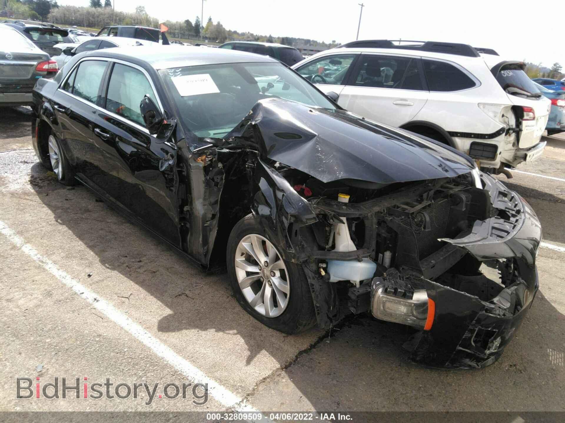 Photo 2C3CCAAG3FH810480 - CHRYSLER 300 2015