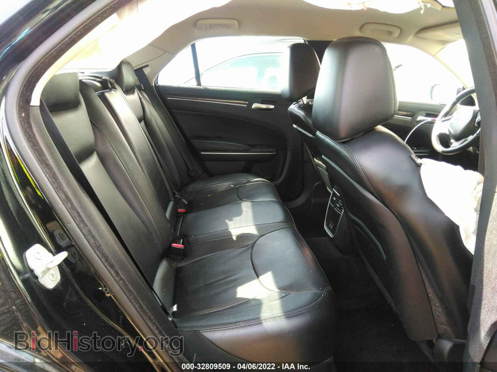 2015 CHRYSLER 300 - VIN: 2C3CCAAG3FH810480 - Фото 8