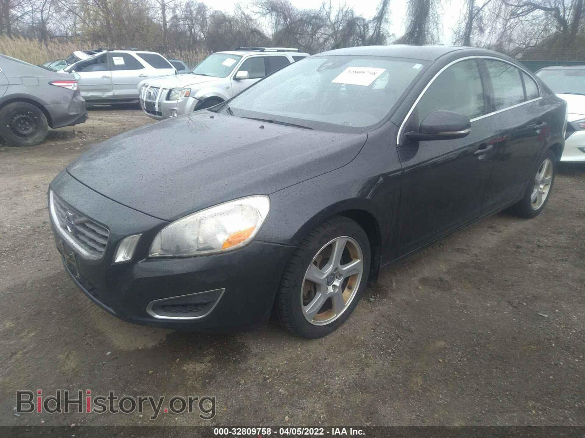 2012 VOLVO S60 - VIN: YV1622FS2C2097777 - Фото 2
