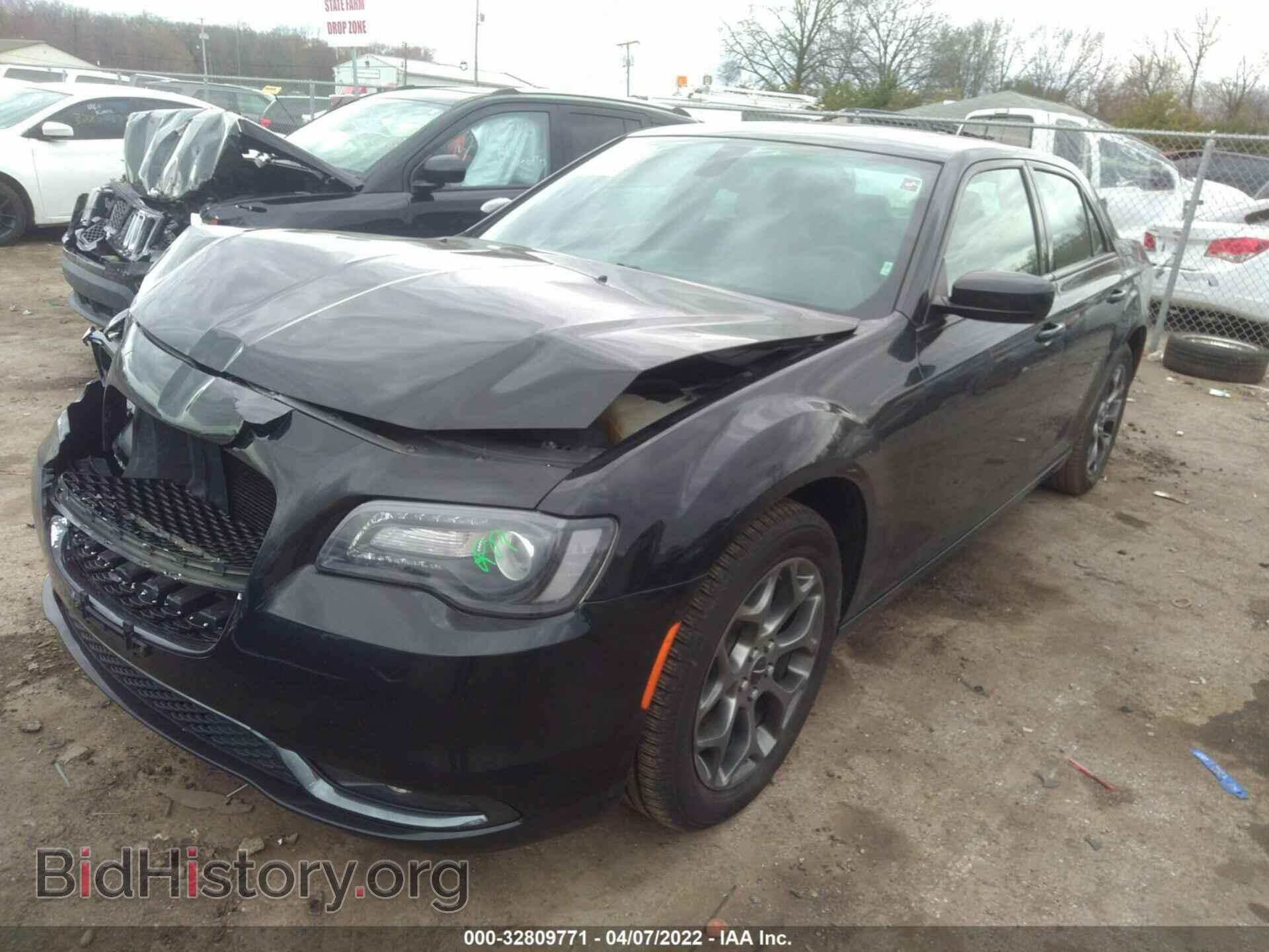 2015 CHRYSLER 300 - VIN: 2C3CCAGG0FH923164 - Фото 2