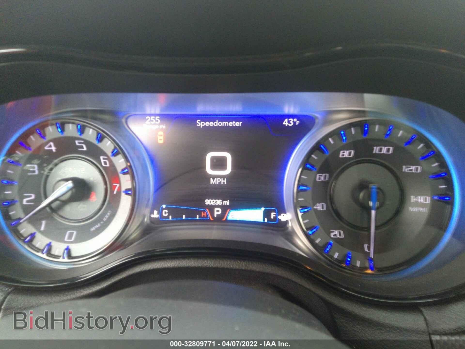 2015 CHRYSLER 300 - VIN: 2C3CCAGG0FH923164 - Фото 7