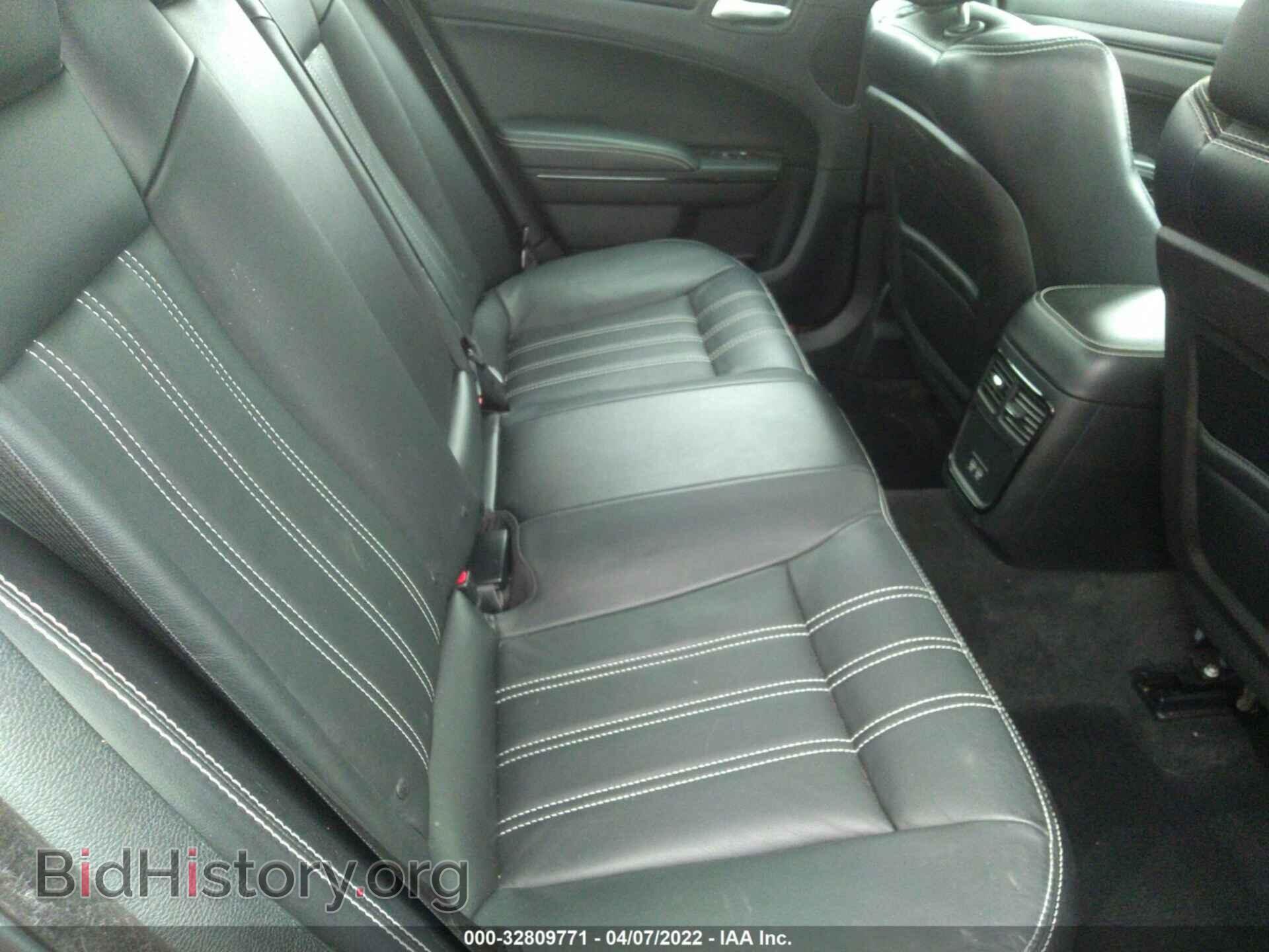 2015 CHRYSLER 300 - VIN: 2C3CCAGG0FH923164 - Фото 8
