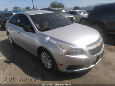 2012 Chevrolet CRUZE LS, серебристый — VIN 1G1PC5SH3C7144815, IAAI