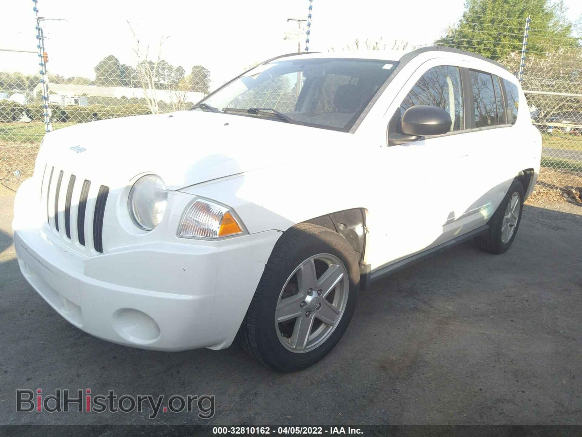 2010 JEEP COMPASS - VIN: 1J4NF4FB4AD503491 - Фото 2