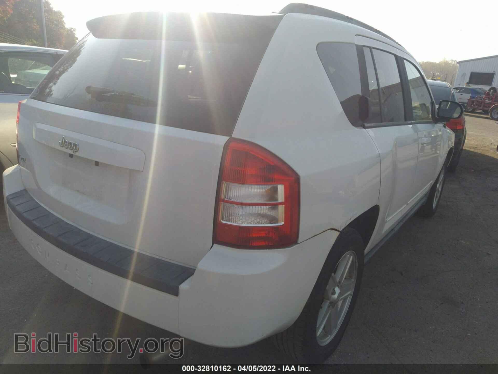 2010 JEEP COMPASS - VIN: 1J4NF4FB4AD503491 - Фото 4