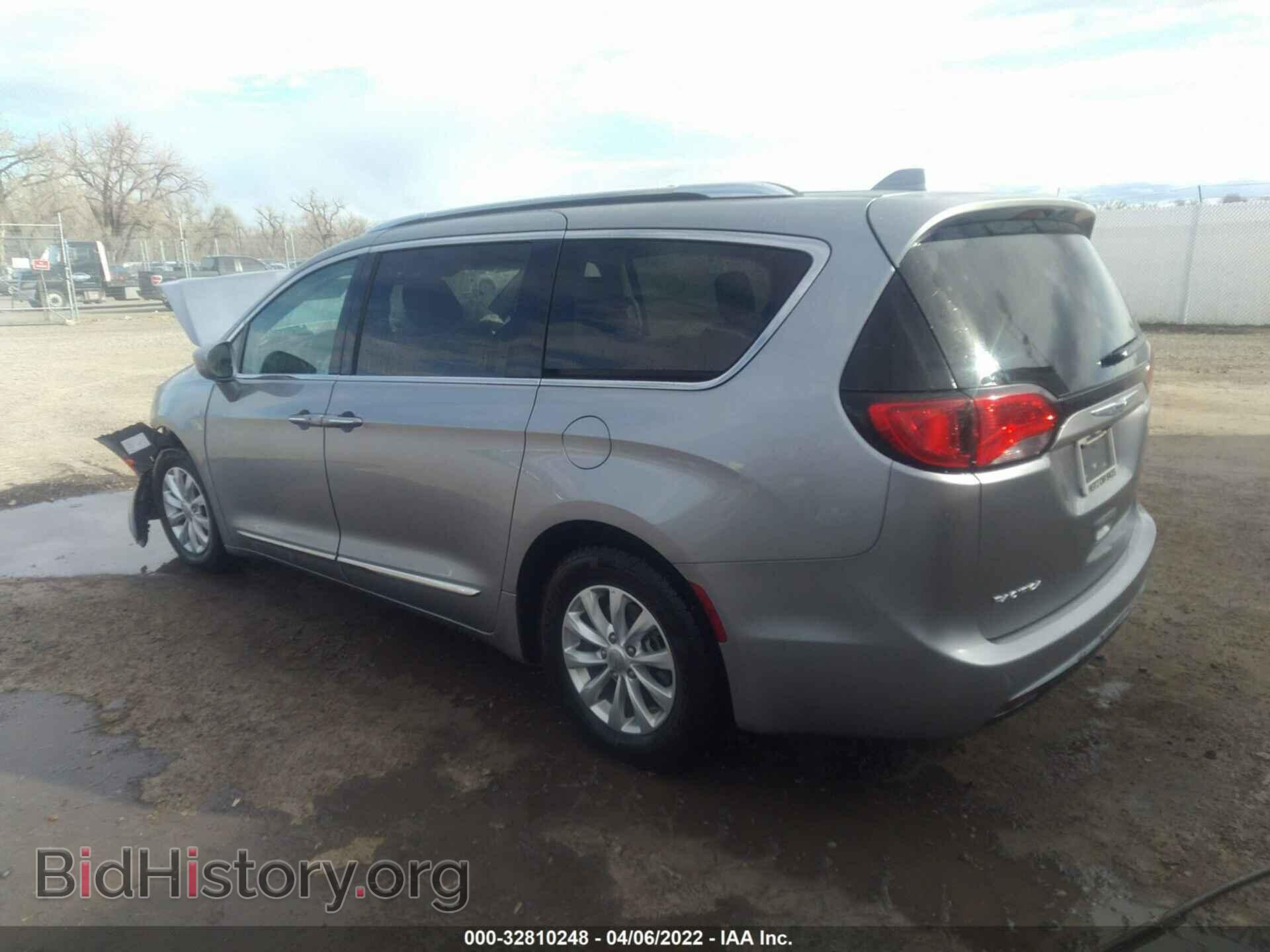2019 CHRYSLER PACIFICA - VIN: 2C4RC1BG5KR609026 - Photo 3