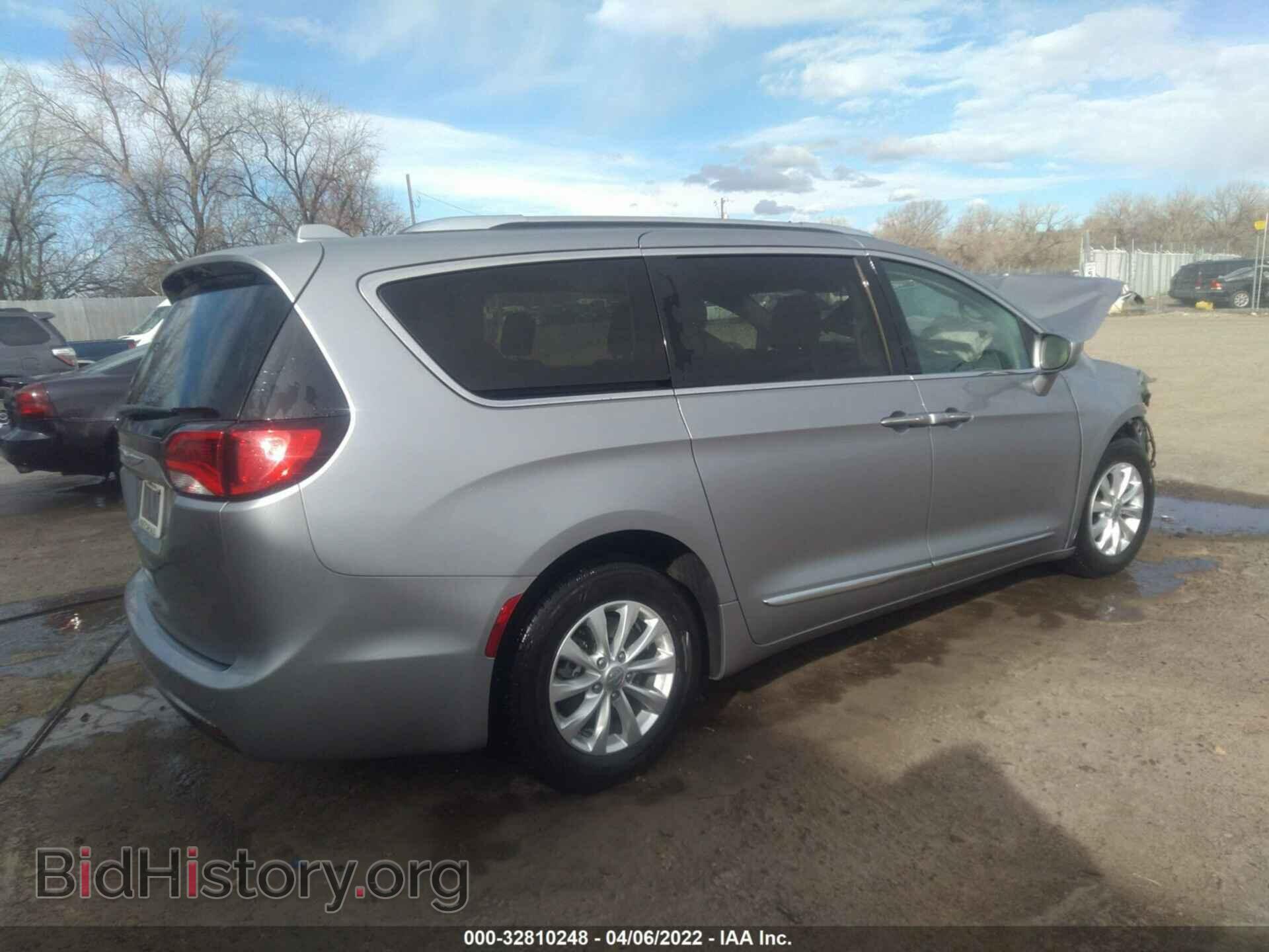 2019 CHRYSLER PACIFICA - VIN: 2C4RC1BG5KR609026 - Photo 4