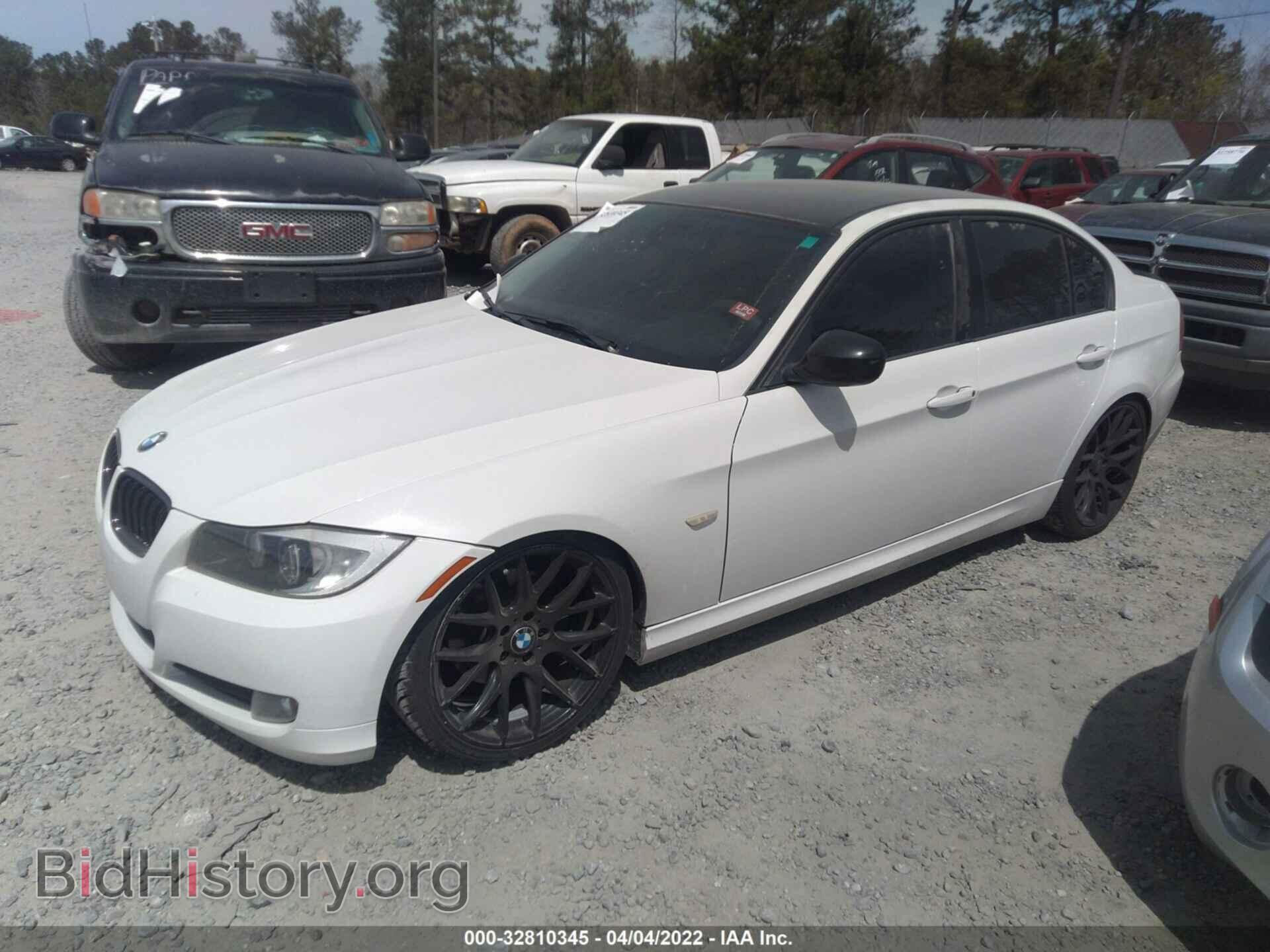 2011 BMW 3 SERIES - VIN: WBAPH7C52BE681613 - Фото 2