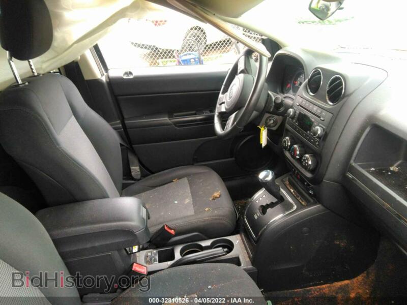 2012 Jeep COMPASS (VIN 1C4NJDEB5CD675778) — фото 5 из 11