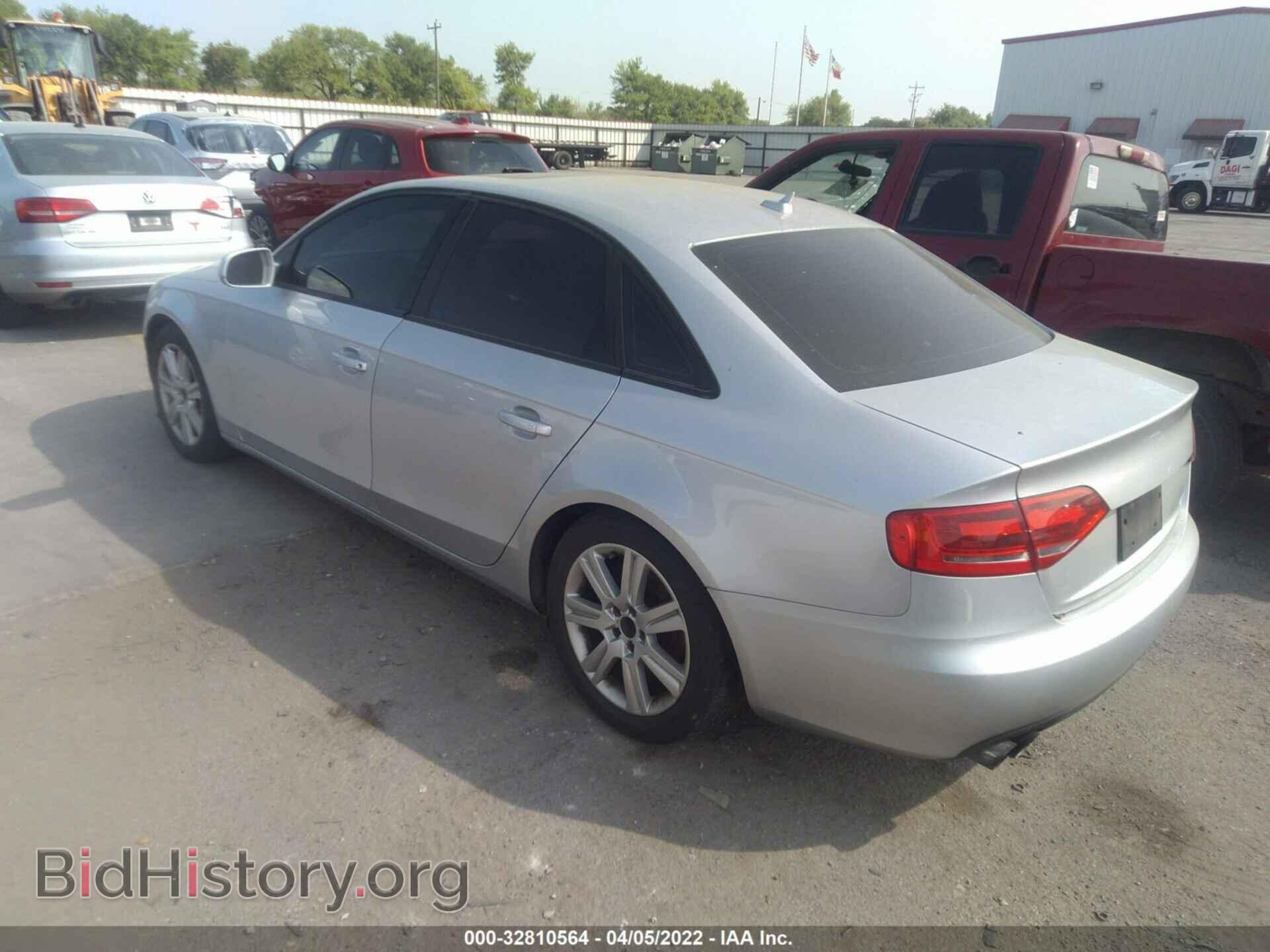 2010 AUDI A4 - VIN: WAUAFAFLXAN020185 - Фото 3