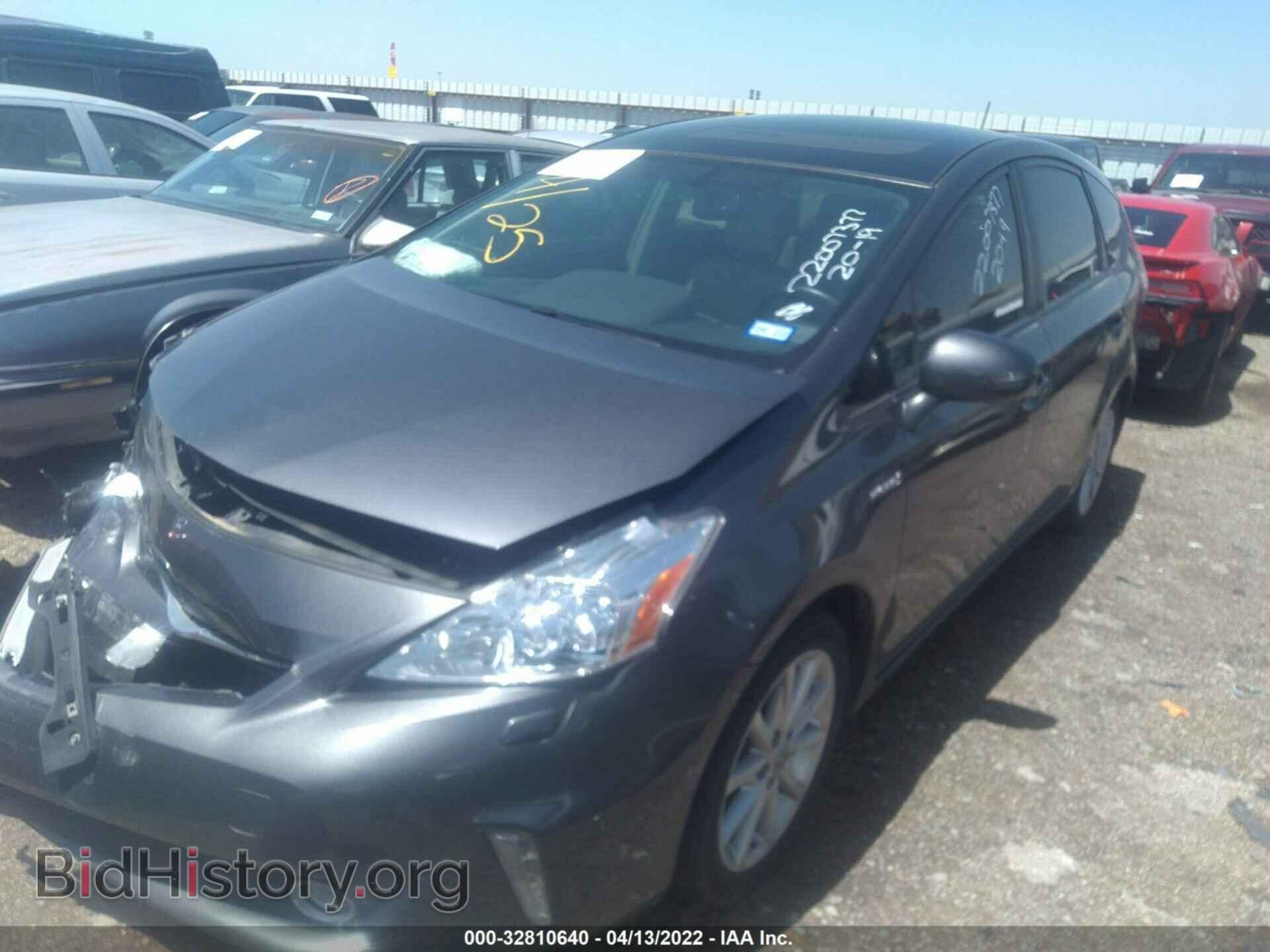 2013 TOYOTA PRIUS V - VIN: JTDZN3EU9D3227214 - Фото 2
