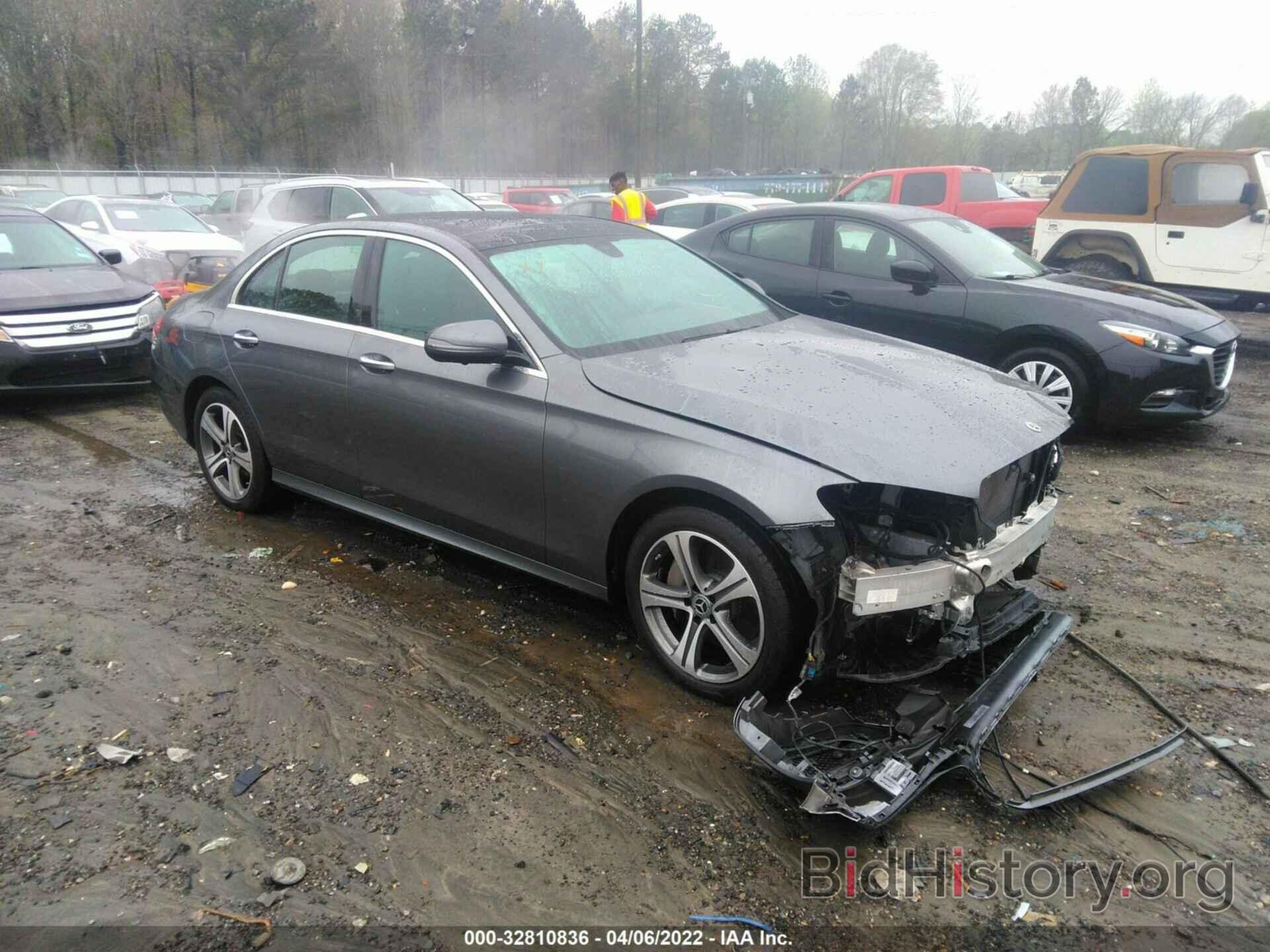 Photo WDDZF8EB3LA746428 - MERCEDES-BENZ E-CLASS 2020