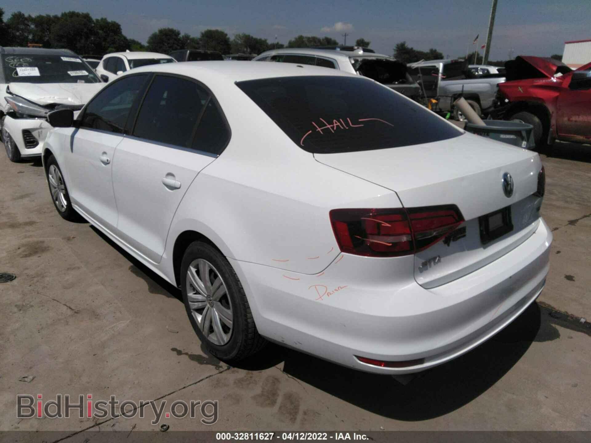 2017 VOLKSWAGEN JETTA - VIN: 3VW2B7AJ5HM214619 - Фото 3