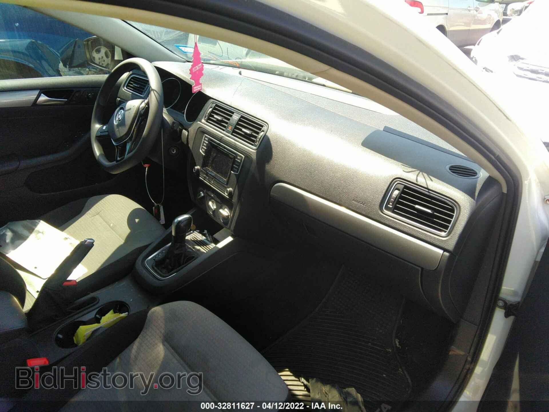 2017 VOLKSWAGEN JETTA - VIN: 3VW2B7AJ5HM214619 - Фото 5