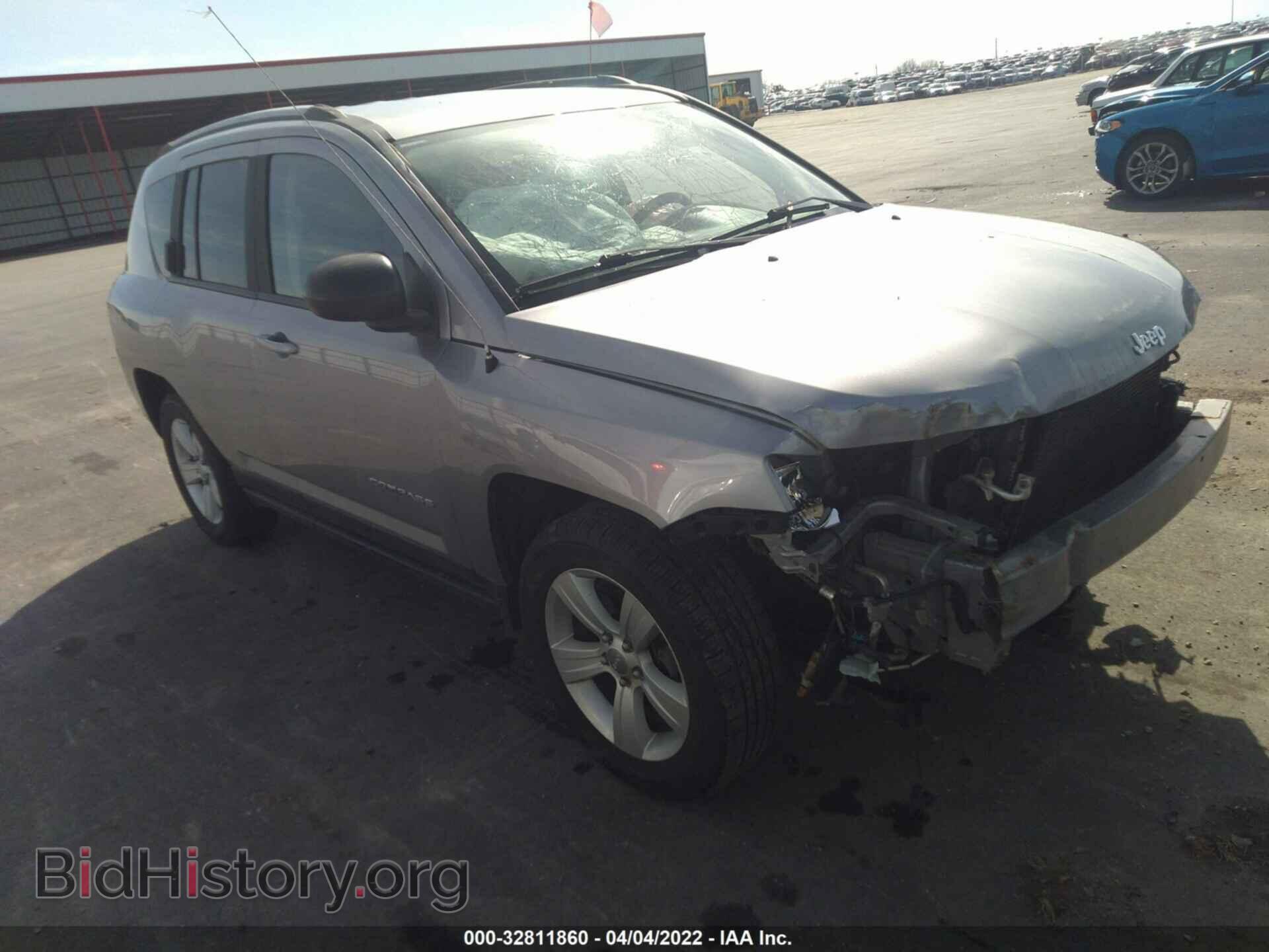 Photo 1C4NJDBB7HD106717 - JEEP COMPASS 2017