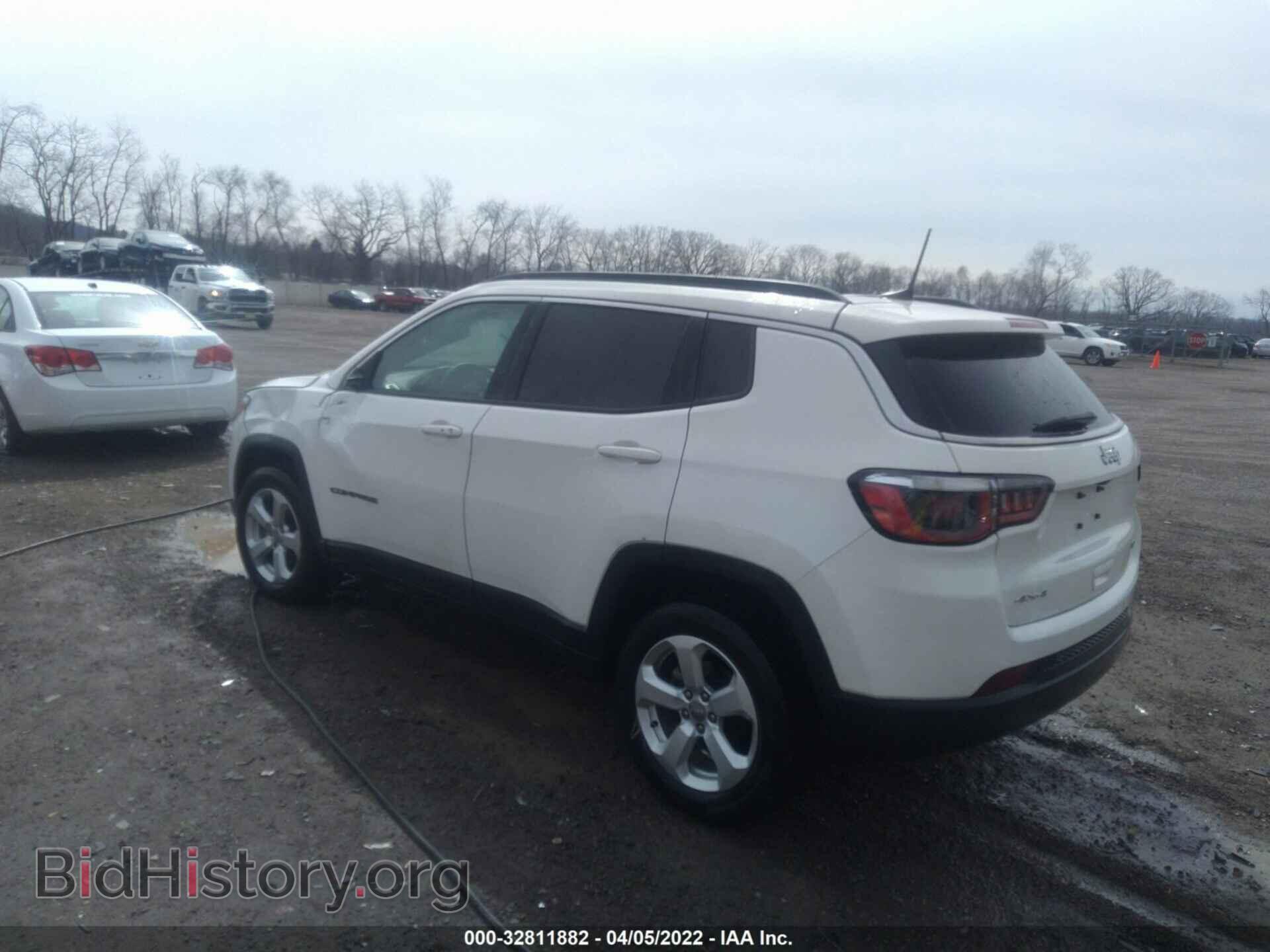 2017 JEEP COMPASS - VIN: 3C4NJDBBXHT645892 - Фото 3
