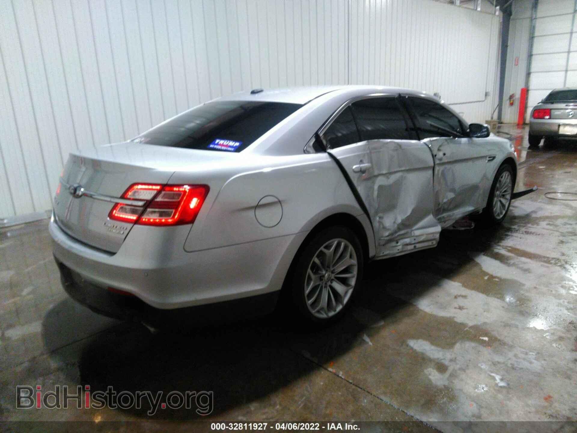 2014 FORD TAURUS - VIN: 1FAHP2F8XEG110825 - Фото 2