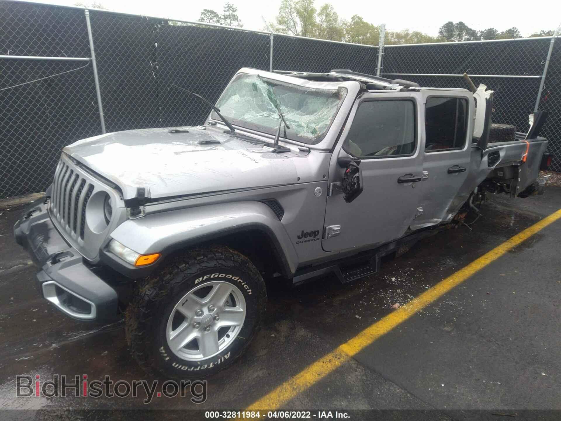 2020 JEEP GLADIATOR - VIN: 1C6HJTAG0LL215725 - Фото 2