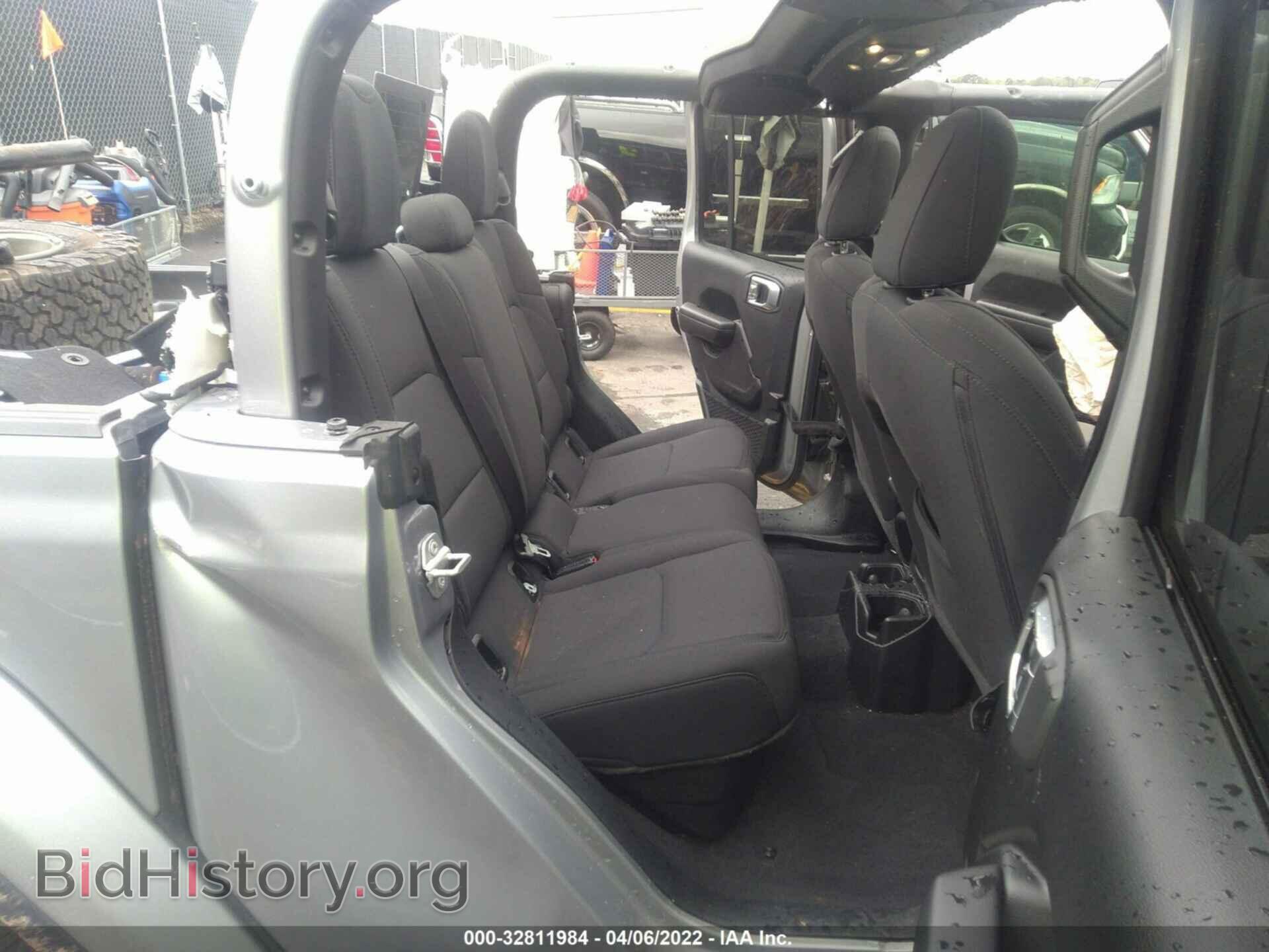 2020 JEEP GLADIATOR - VIN: 1C6HJTAG0LL215725 - Фото 8