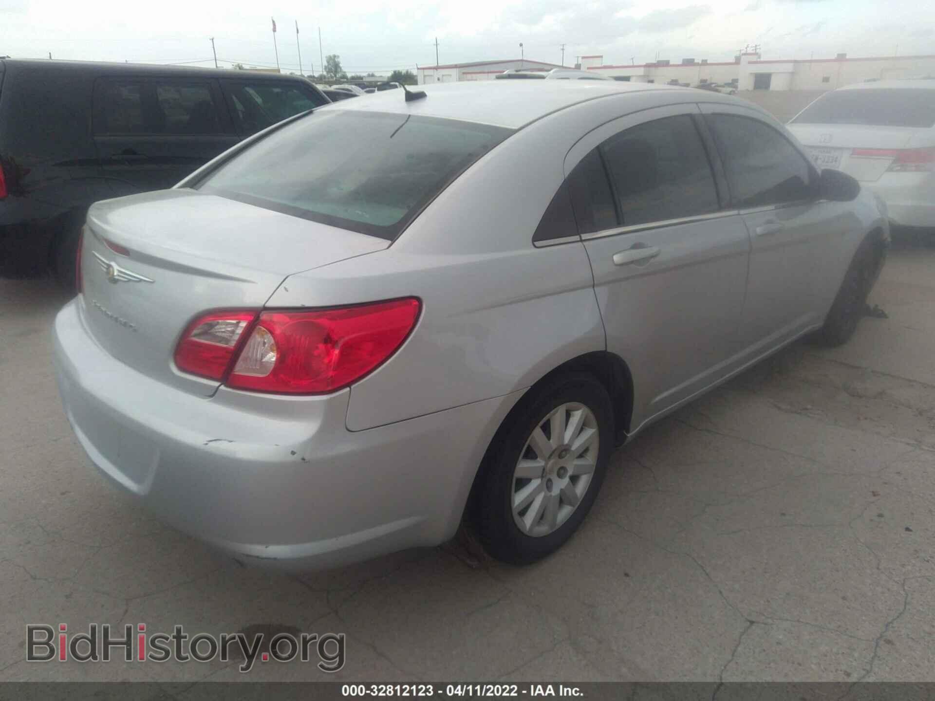 2008 CHRYSLER SEBRING - VIN: 1C3LC46K38N122178 - Фото 4