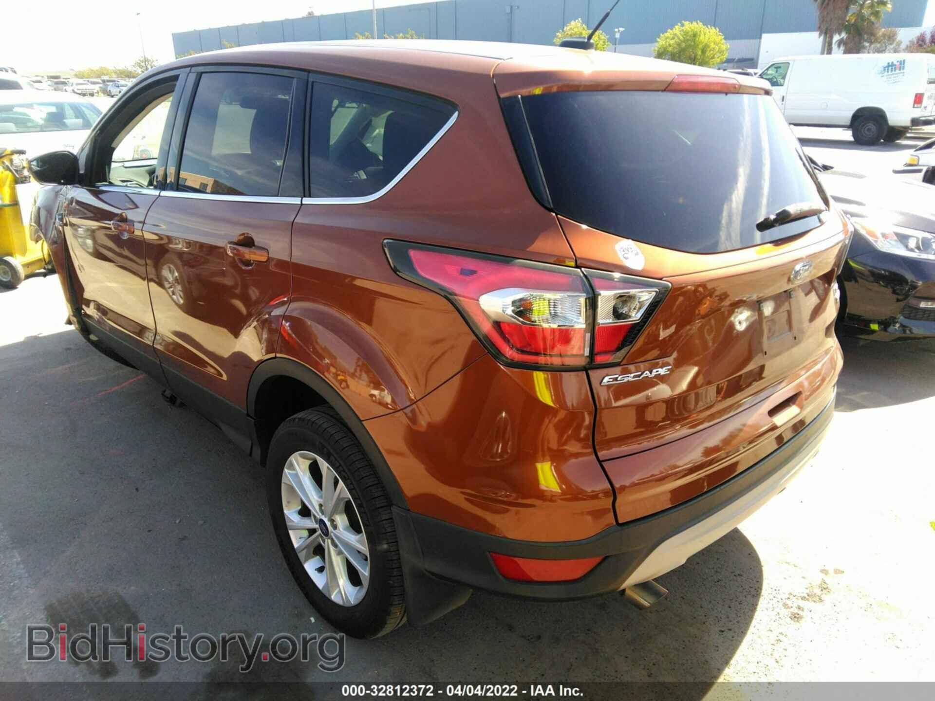 2017 FORD ESCAPE - VIN: 1FMCU0GD9HUB49761 - Фото 3